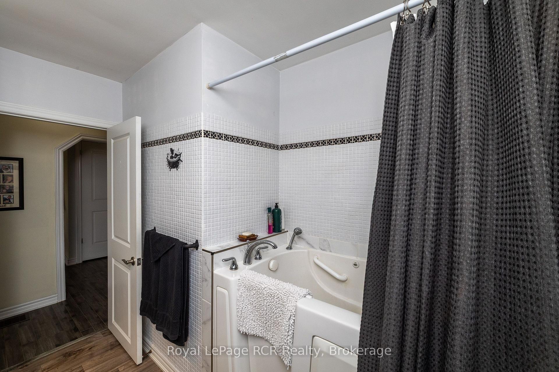 Photo 18 of 67 Cambrai Road, Grey Highlands — HOMEH
