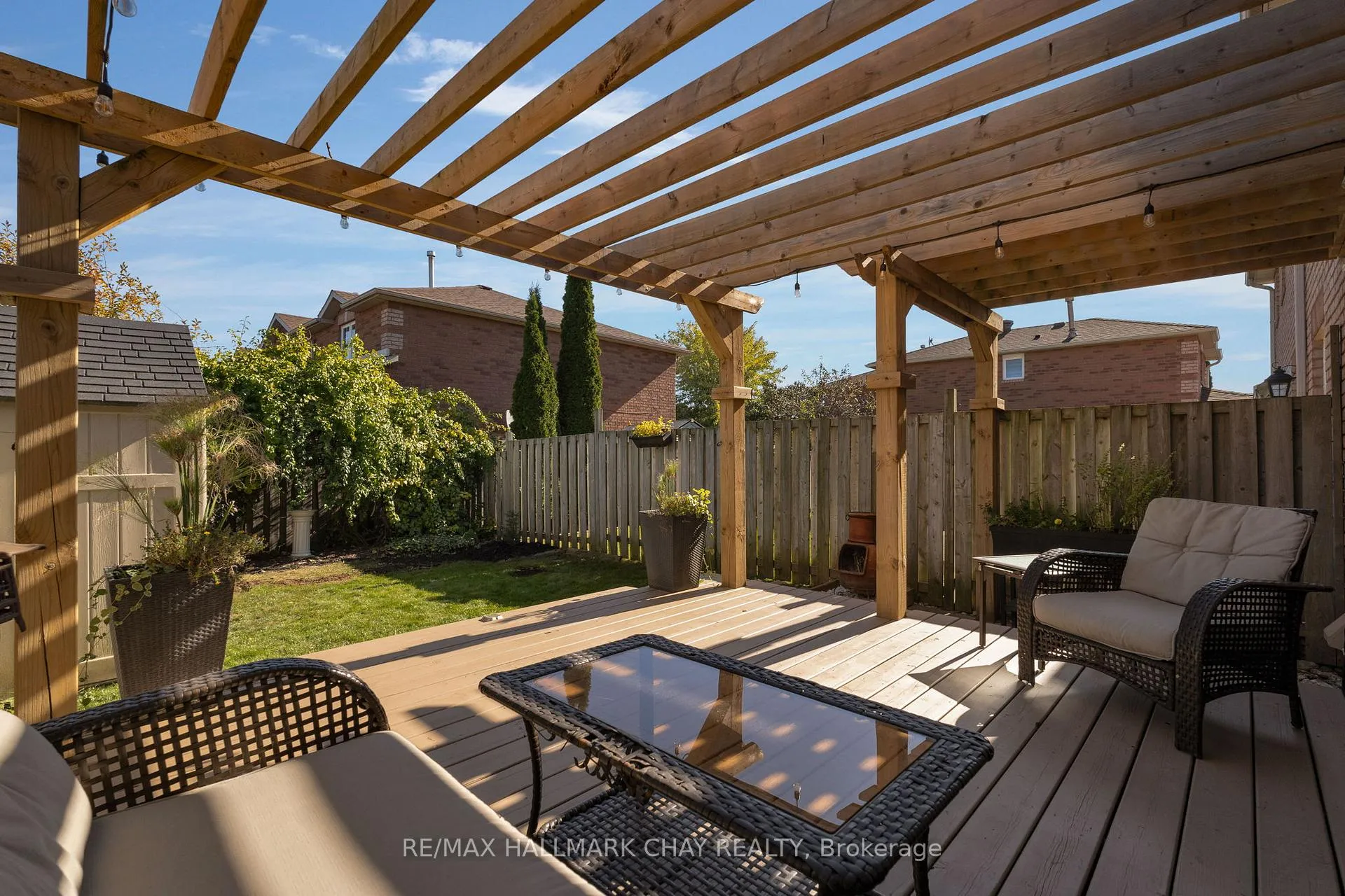 Photo 26 of 9 Caribou Court, Barrie, Holly — HOMEH