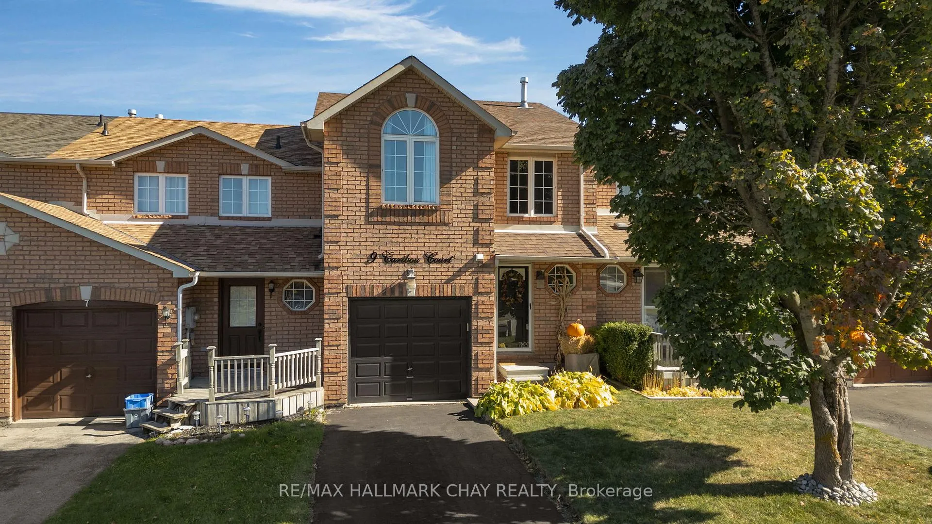 Photo 33 of 9 Caribou Court, Barrie, Holly — HOMEH