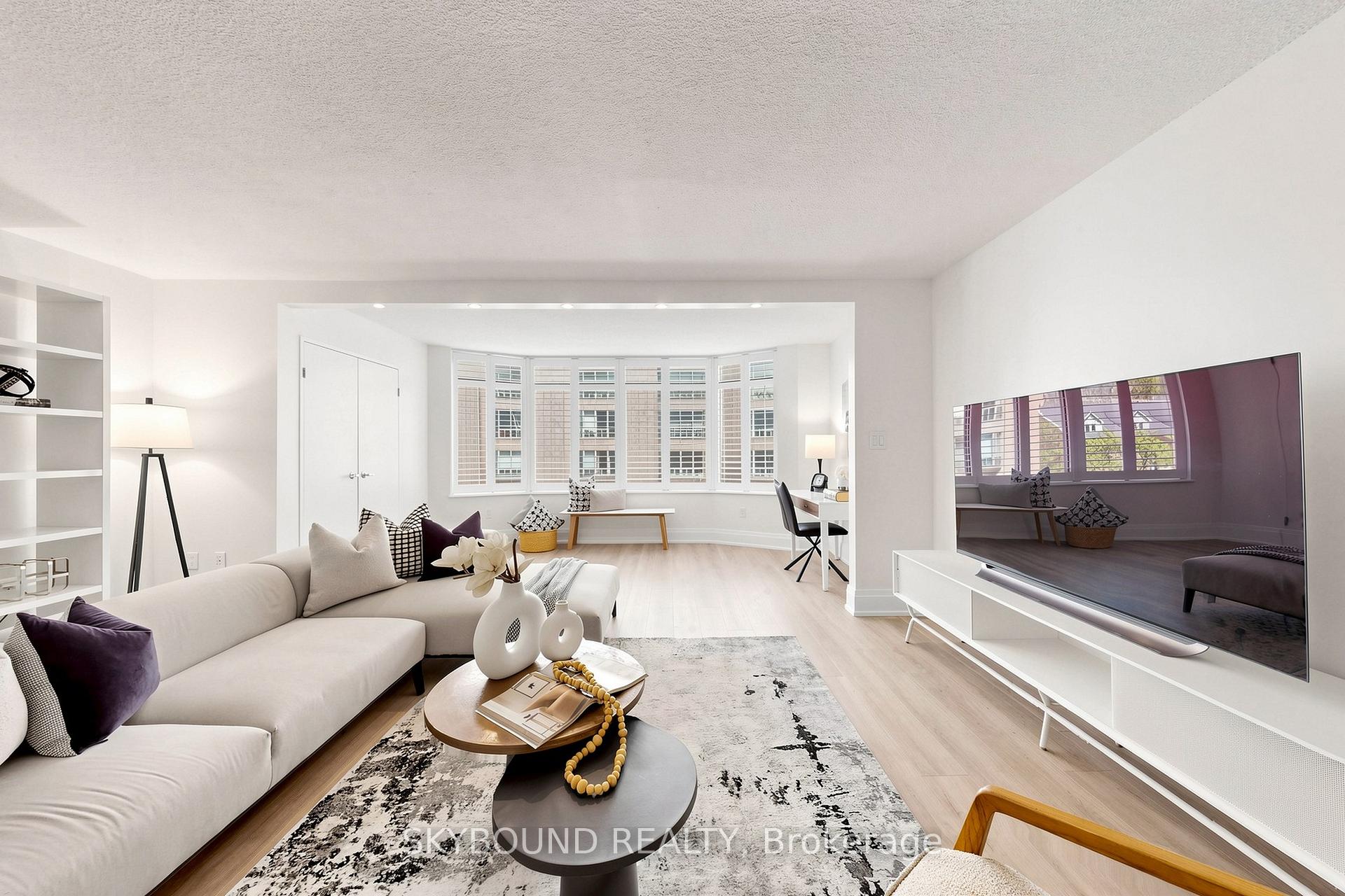 Photo 8 of Unit 401, 135 George Street S, Toronto, Waterfront Communities — HOMEH