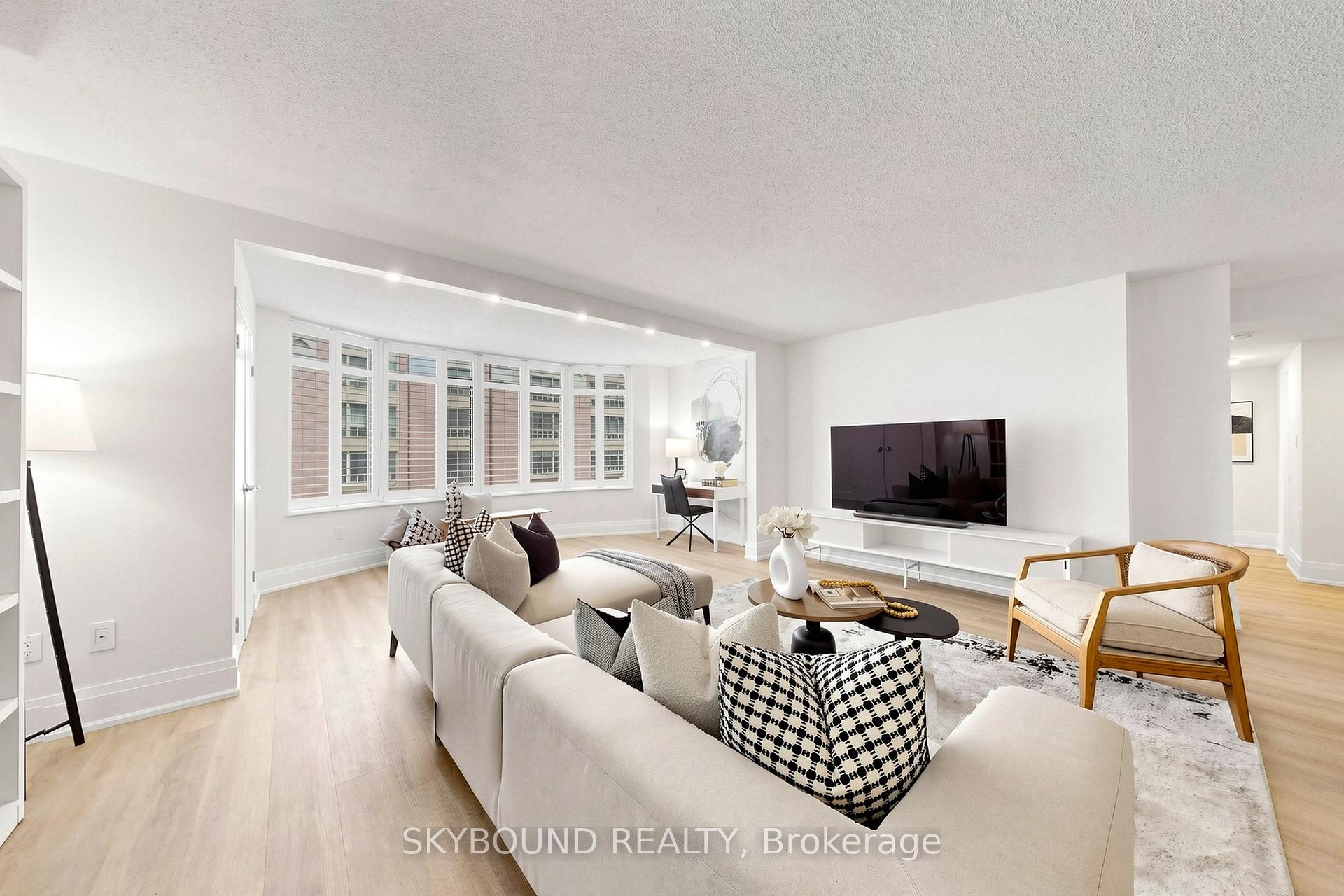 Photo 9 of Unit 401, 135 George Street S, Toronto, Waterfront Communities — HOMEH