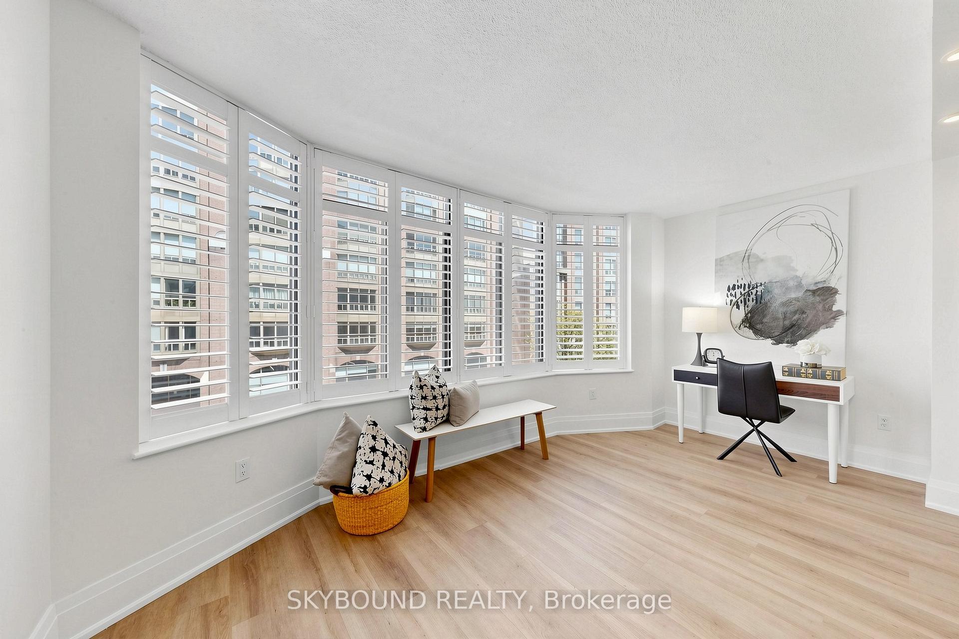 Photo 12 of Unit 401, 135 George Street S, Toronto, Waterfront Communities — HOMEH
