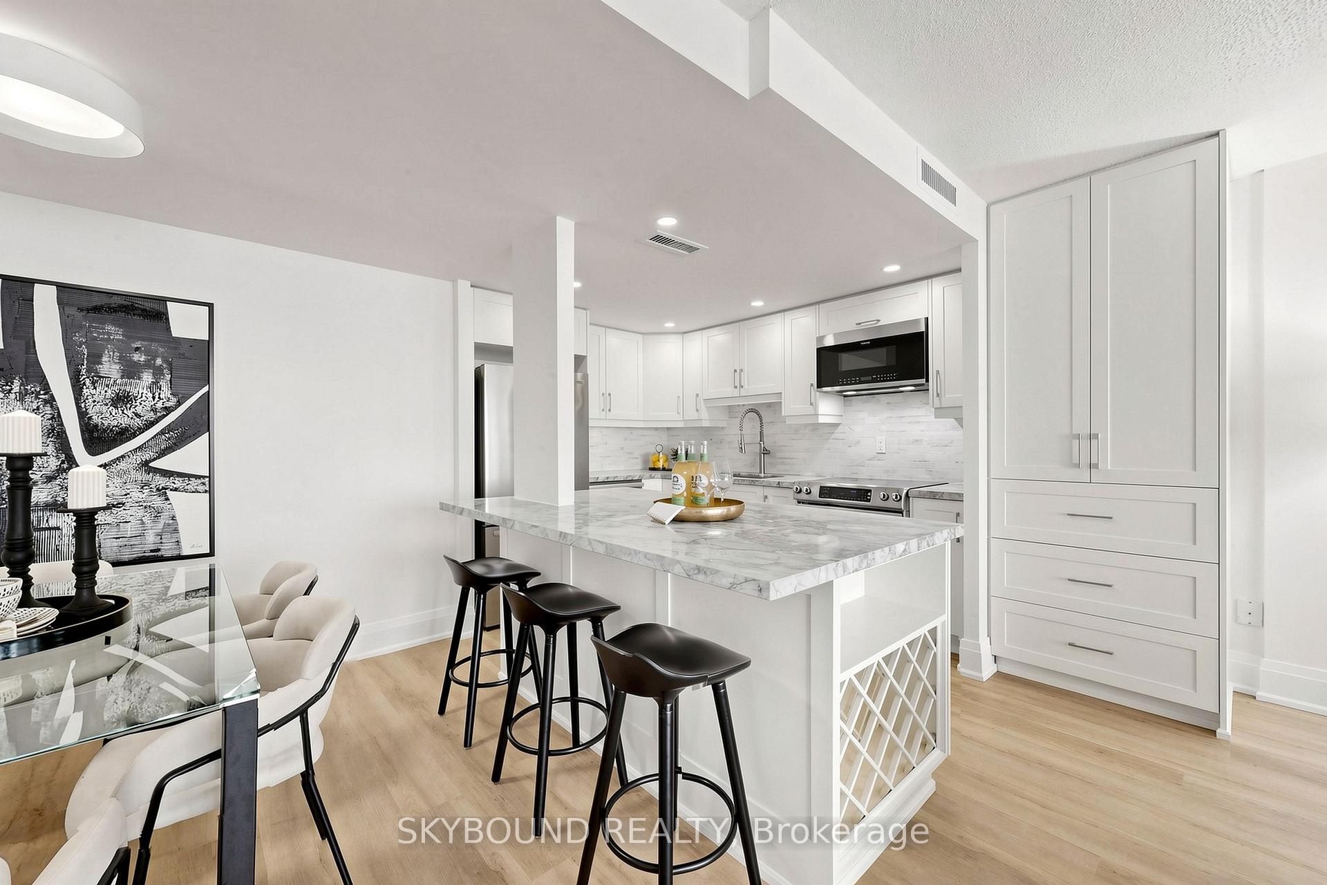 Photo 16 of Unit 401, 135 George Street S, Toronto, Waterfront Communities — HOMEH