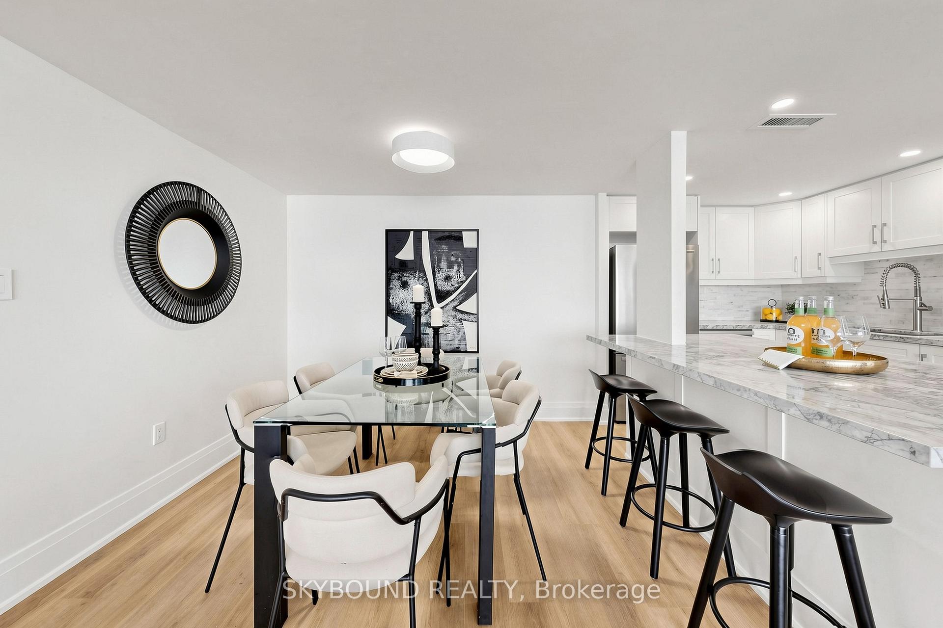Photo 22 of Unit 401, 135 George Street S, Toronto, Waterfront Communities — HOMEH