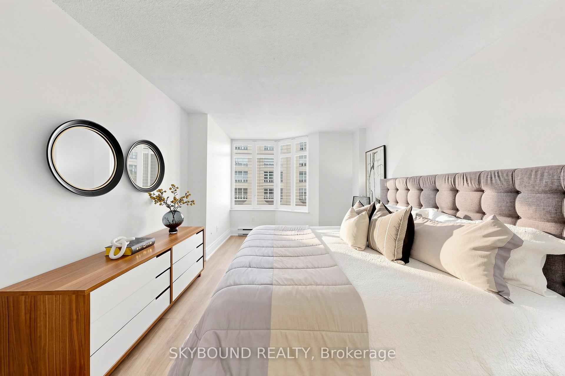 Photo 26 of Unit 401, 135 George Street S, Toronto, Waterfront Communities — HOMEH