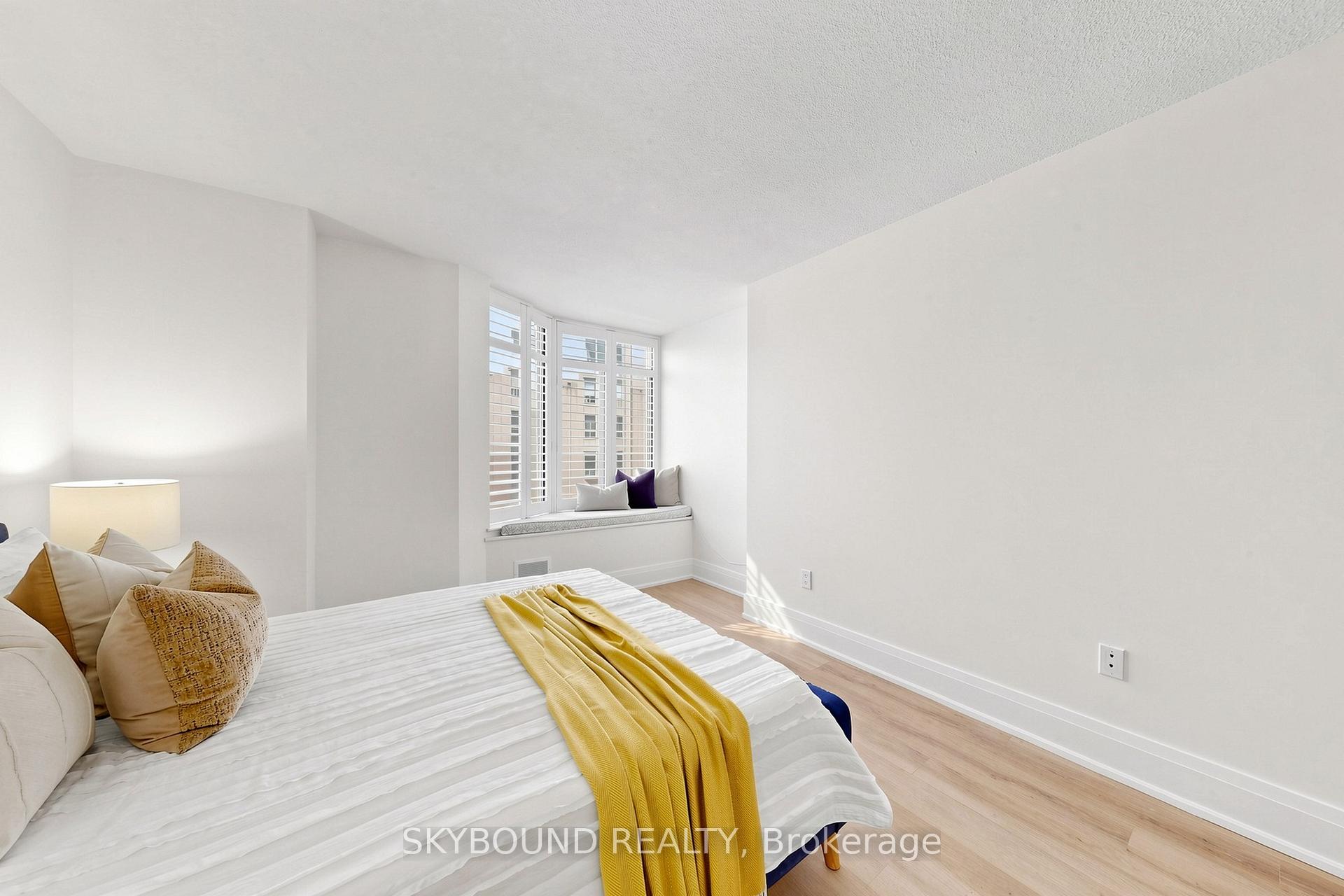 Photo 34 of Unit 401, 135 George Street S, Toronto, Waterfront Communities — HOMEH
