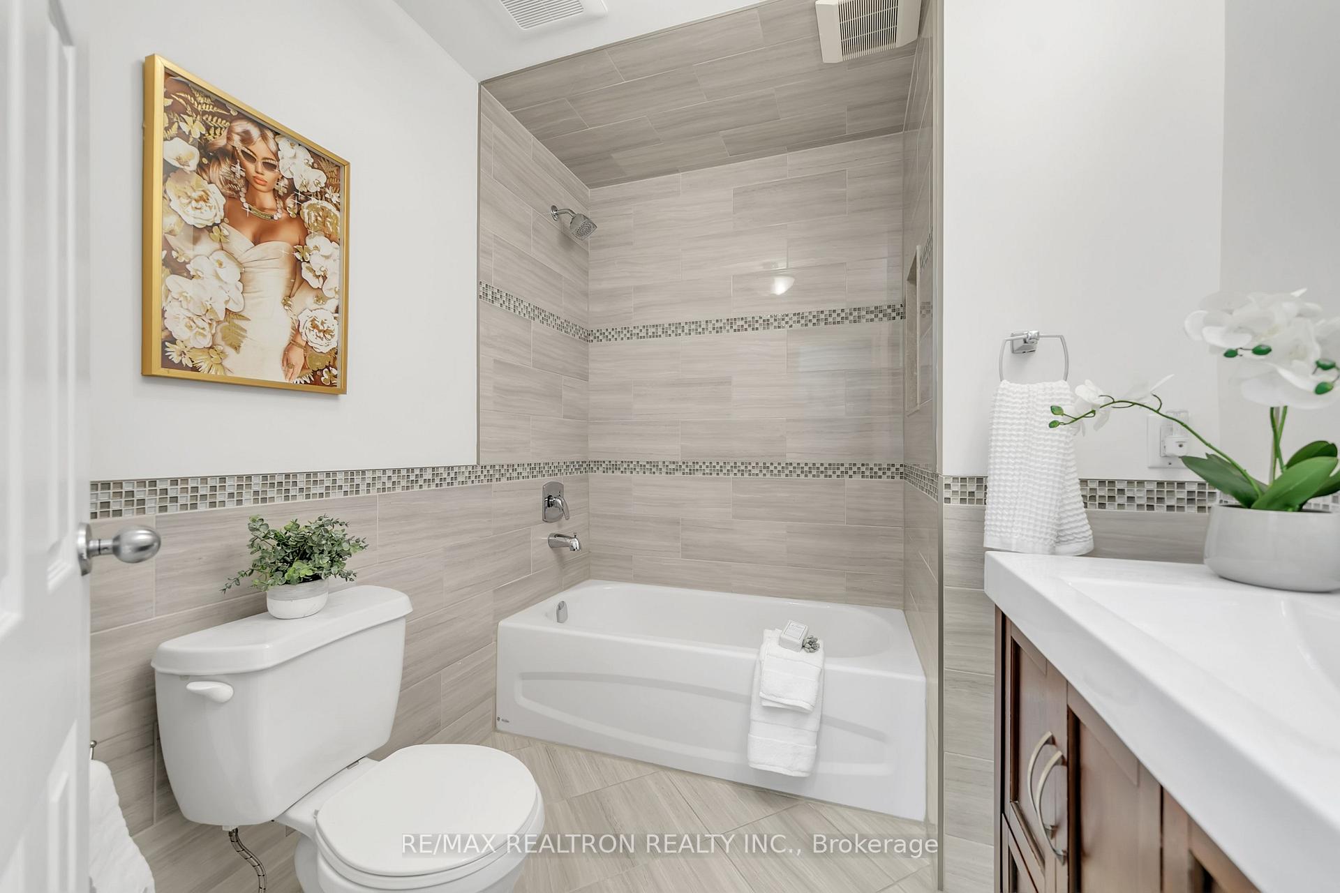 Photo 14 of 145 Willow Lane, Newmarket, Bristol-London — HOMEH