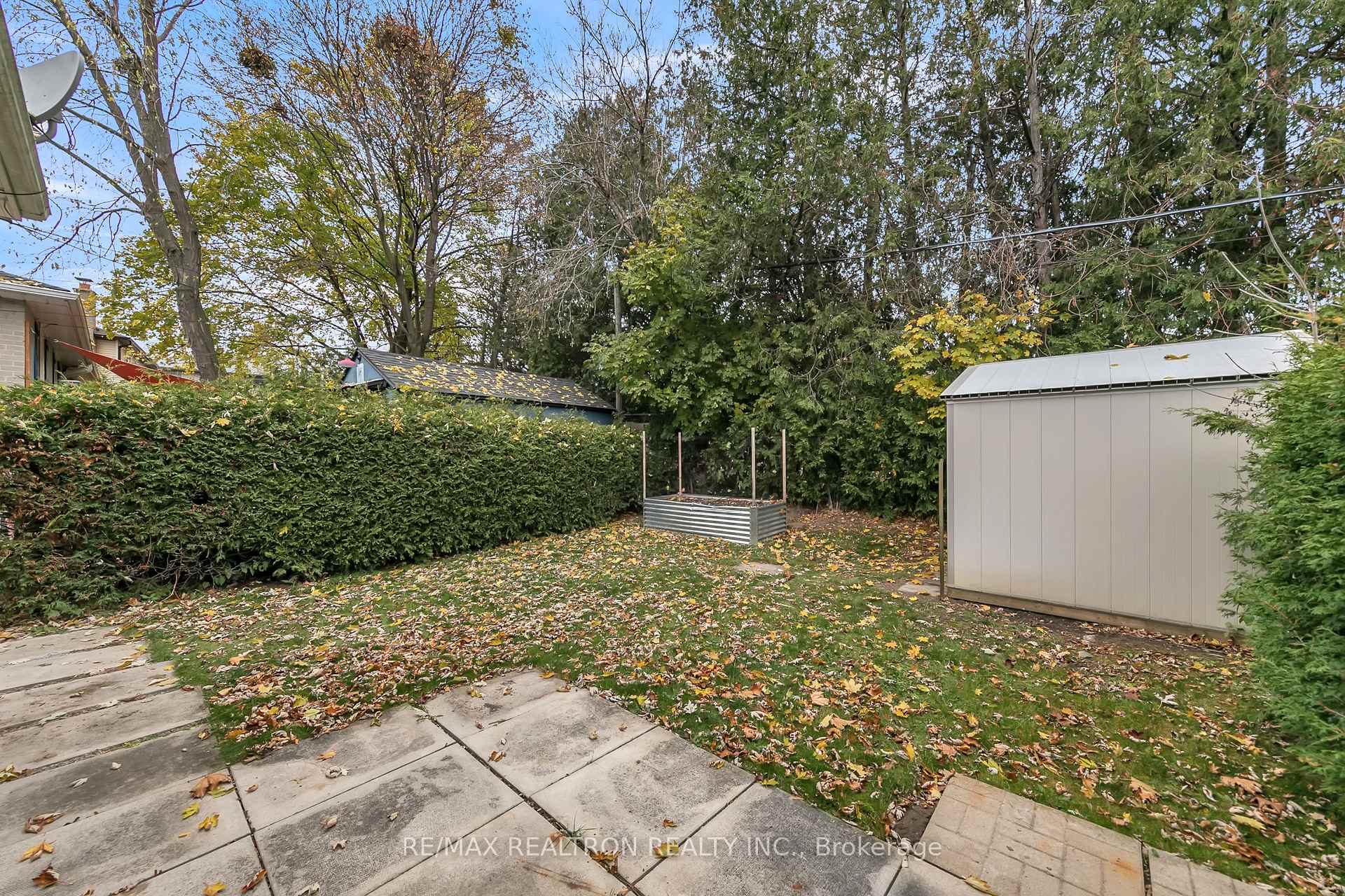 Photo 27 of 145 Willow Lane, Newmarket, Bristol-London — HOMEH