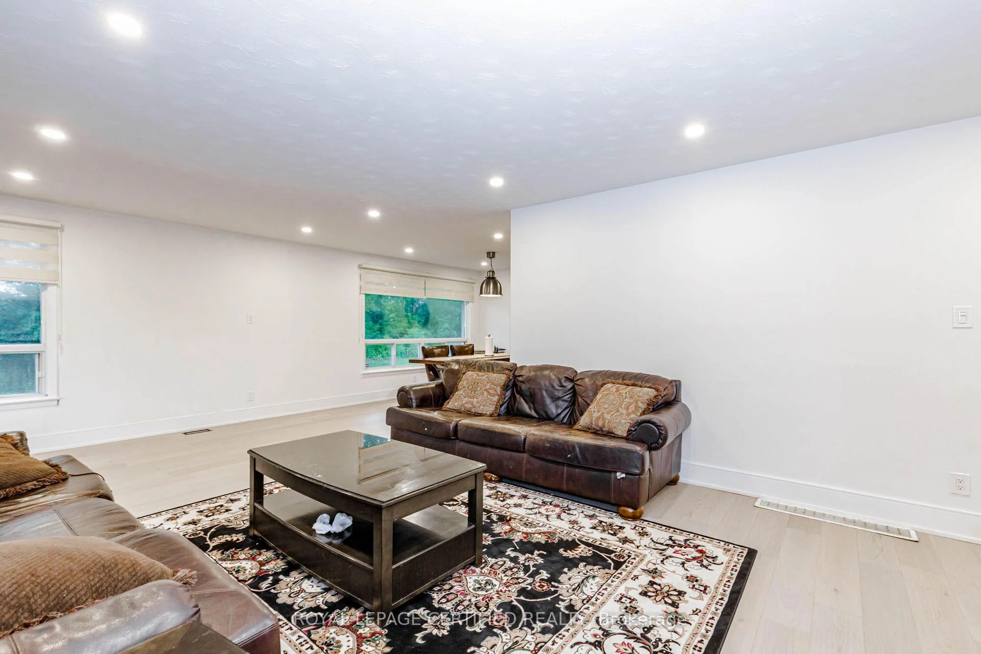Photo 7 of 9706 Guelph Line, Milton, Rural Milton West — HOMEH