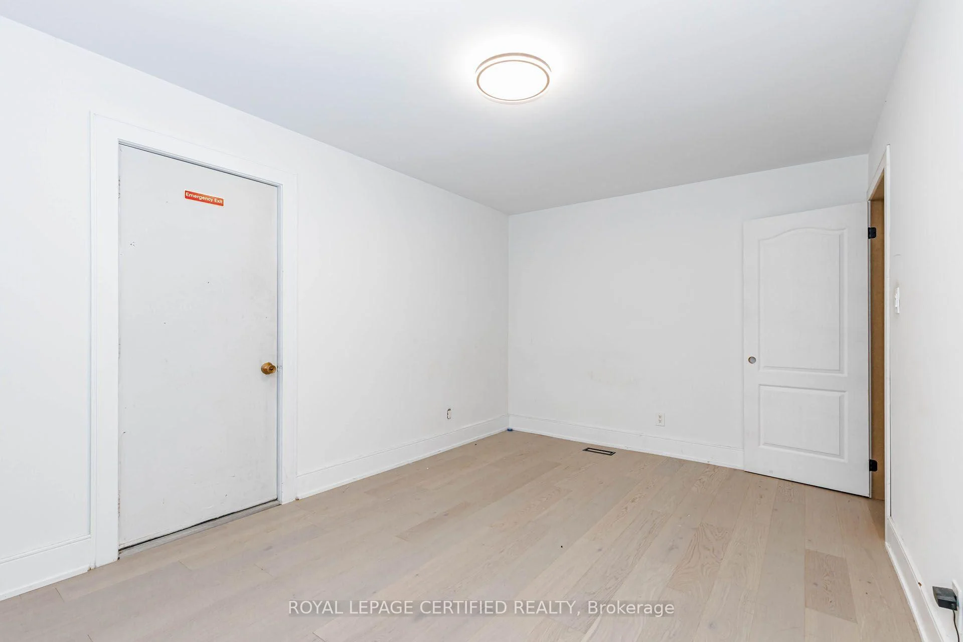 Photo 74 of 9706 Guelph Line, Milton, Rural Milton West — HOMEH