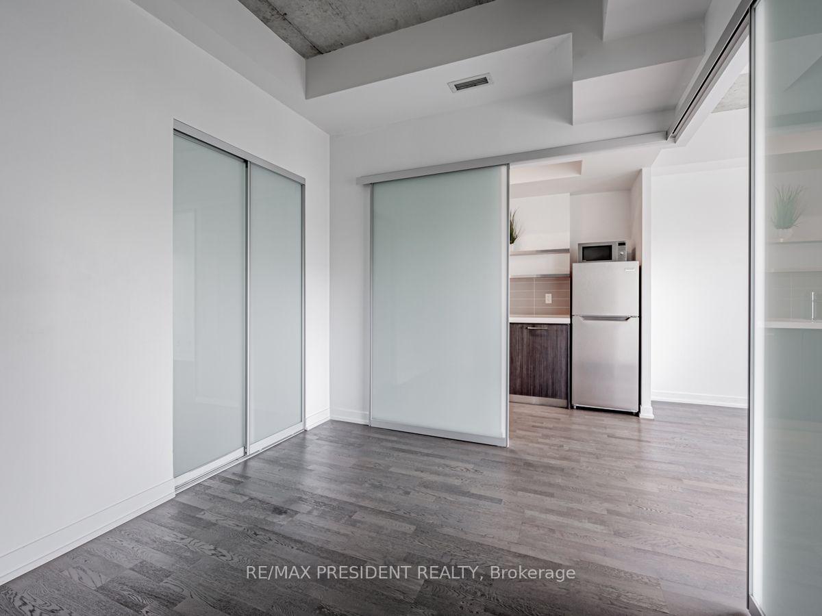 Photo 2 of Unit 1005, 560 King Street W, Toronto, Waterfront Communities — HOMEH
