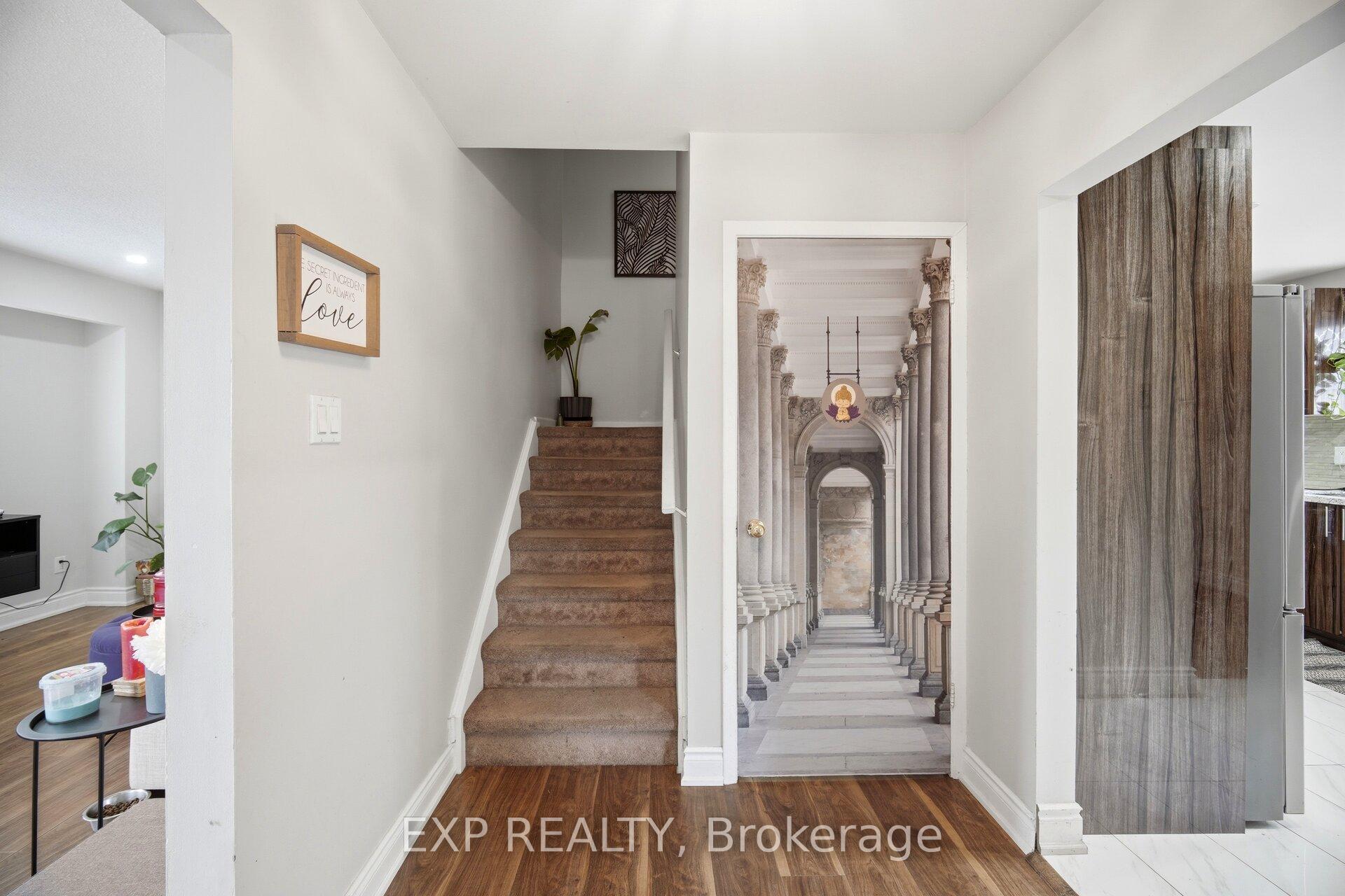 Photo 17 of 33 Earlsdale Crescent, Brampton, Southgate — HOMEH