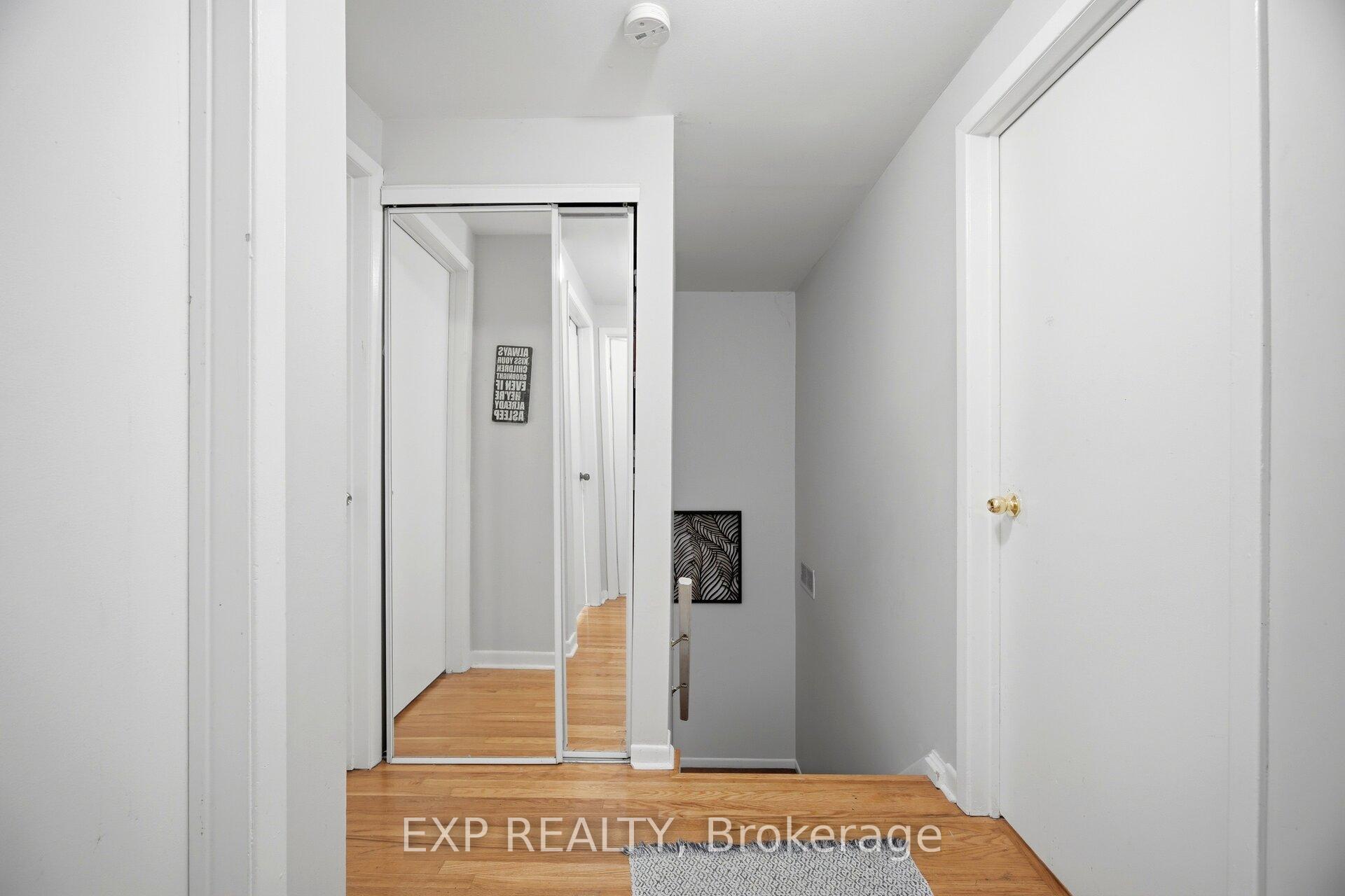 Photo 18 of 33 Earlsdale Crescent, Brampton, Southgate — HOMEH