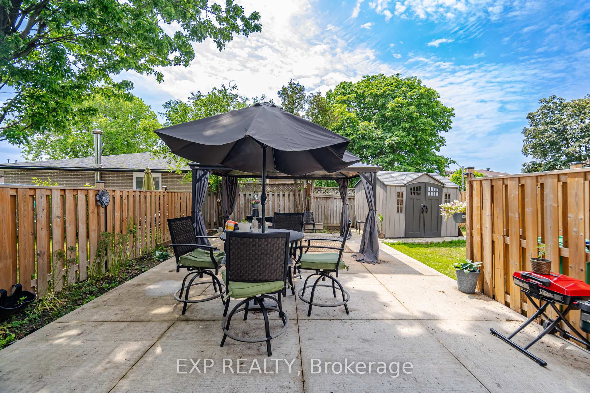 Photo 33 of 33 Earlsdale Crescent, Brampton, Southgate — HOMEH