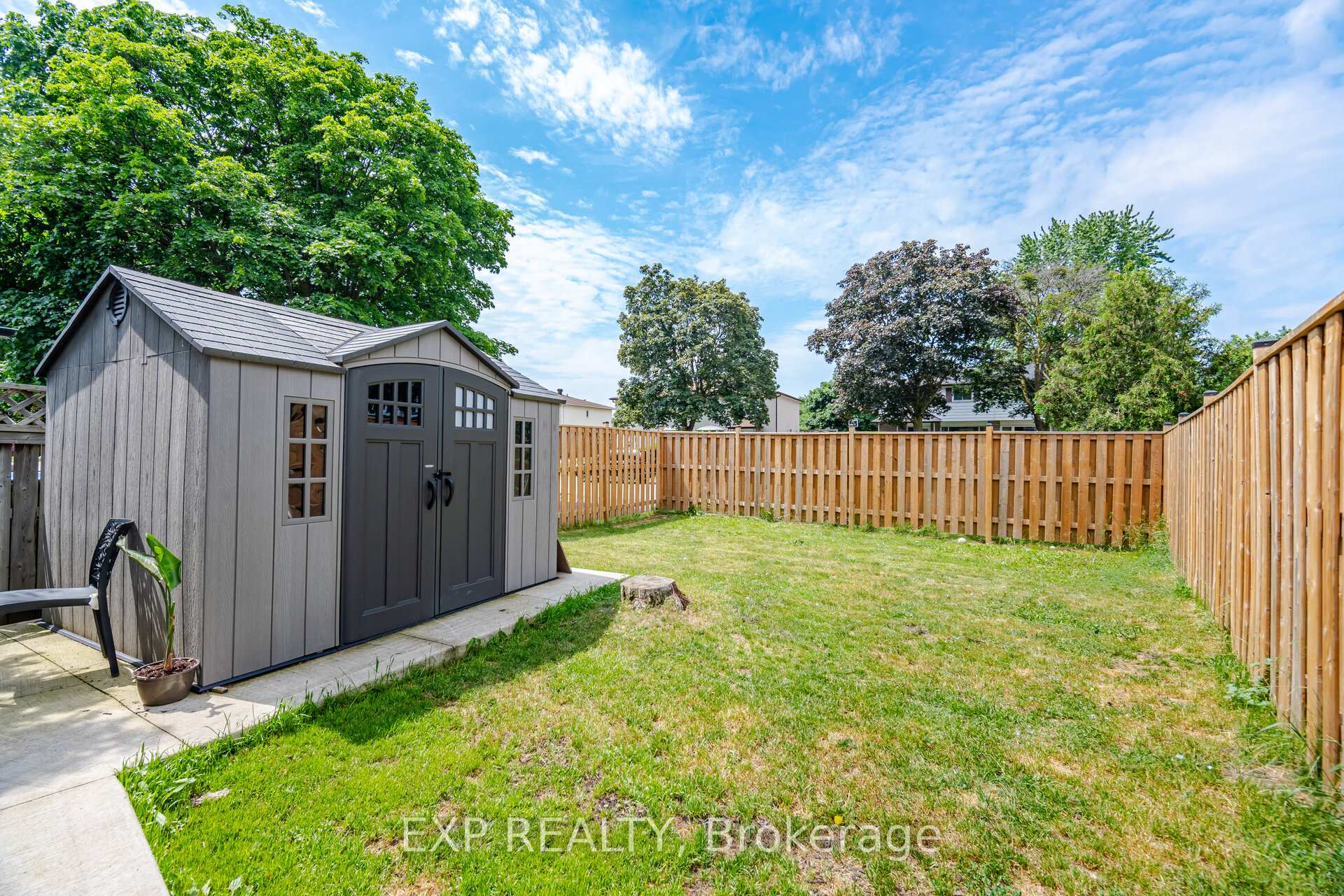 Photo 37 of 33 Earlsdale Crescent, Brampton, Southgate — HOMEH