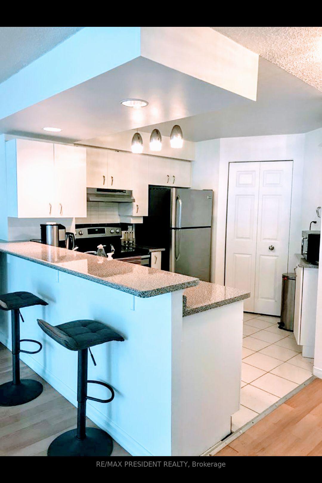 Photo 5 of Unit 514, 801 King Street W, Toronto, Niagara — HOMEH