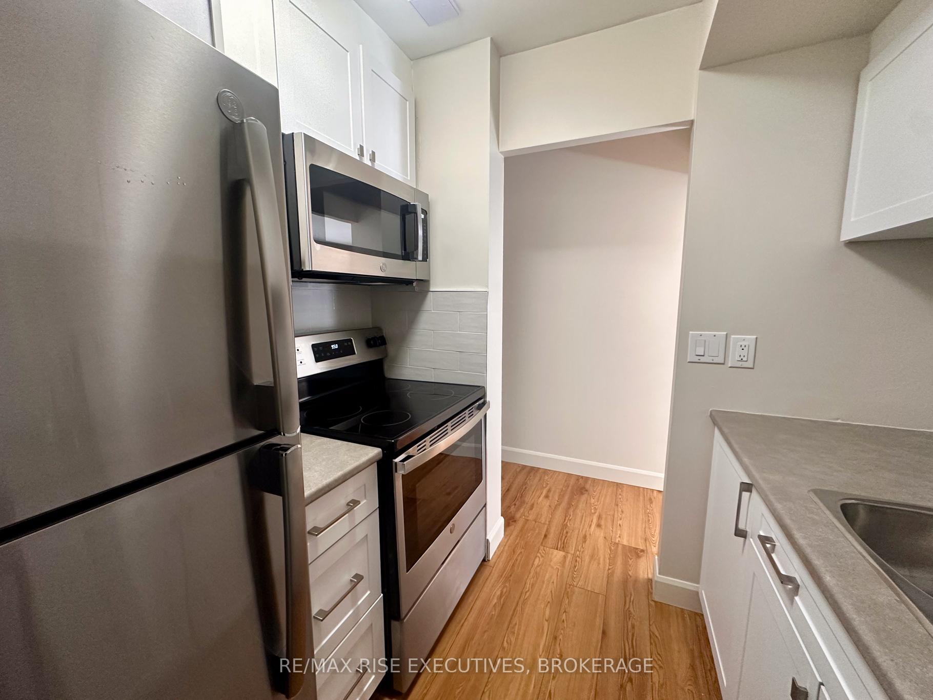 Photo 6 of Unit 301, 1020 Pembridge Crescent, Kingston, North of Taylor-Kidd Blvd — HOMEH