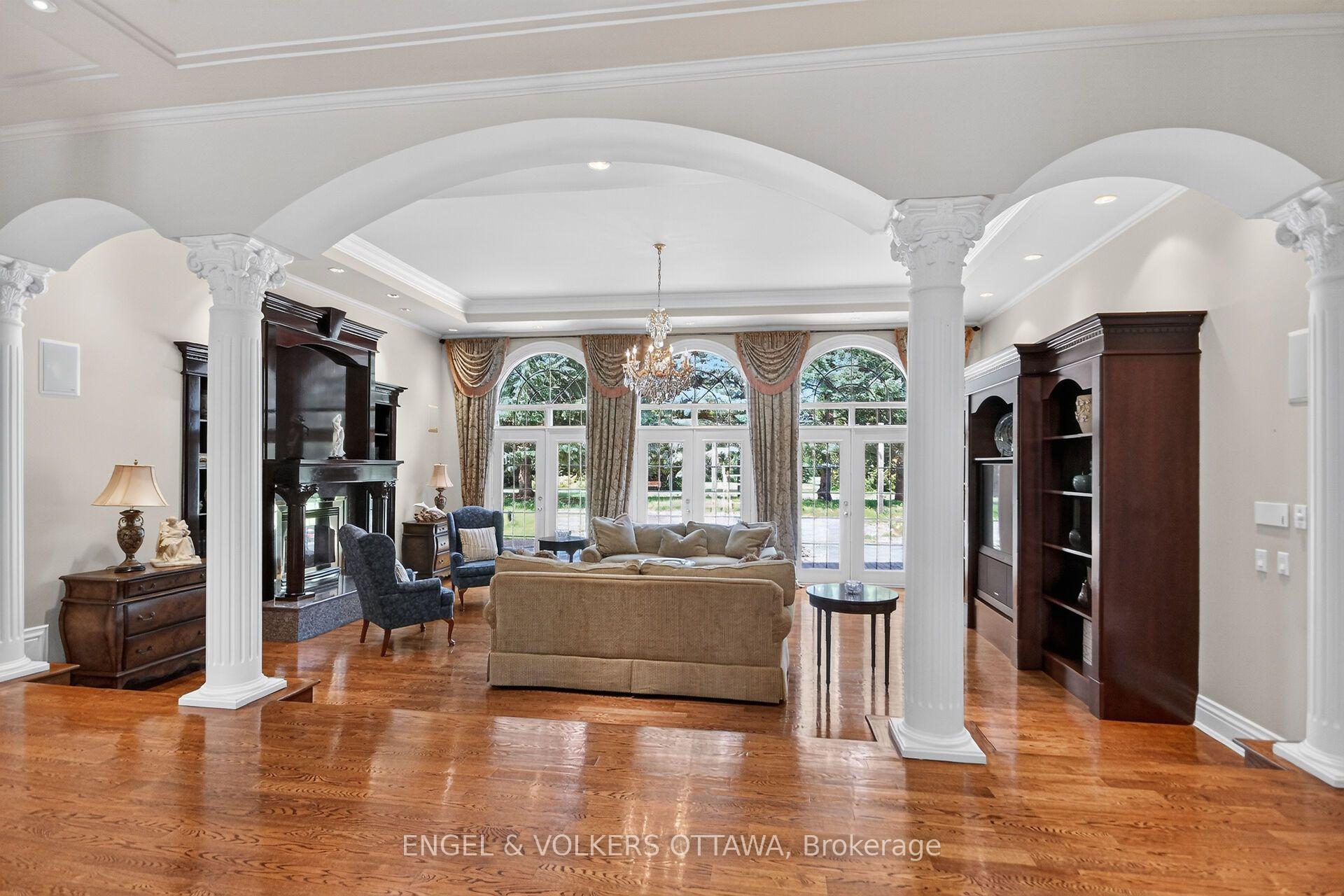 Photo 20 of 36 Cedarhill Drive, Ottawa, Cedar Hill/Orchard Estates — HOMEH
