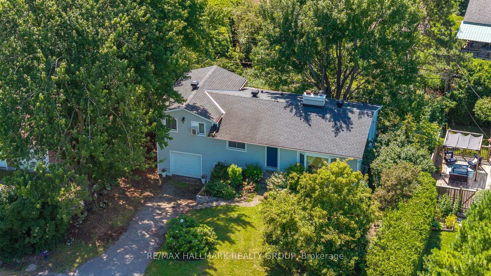 Photo 2 of 5290 Driscoll Drive, Ottawa, Manotick Long Island & Nicholls Island — HOMEH