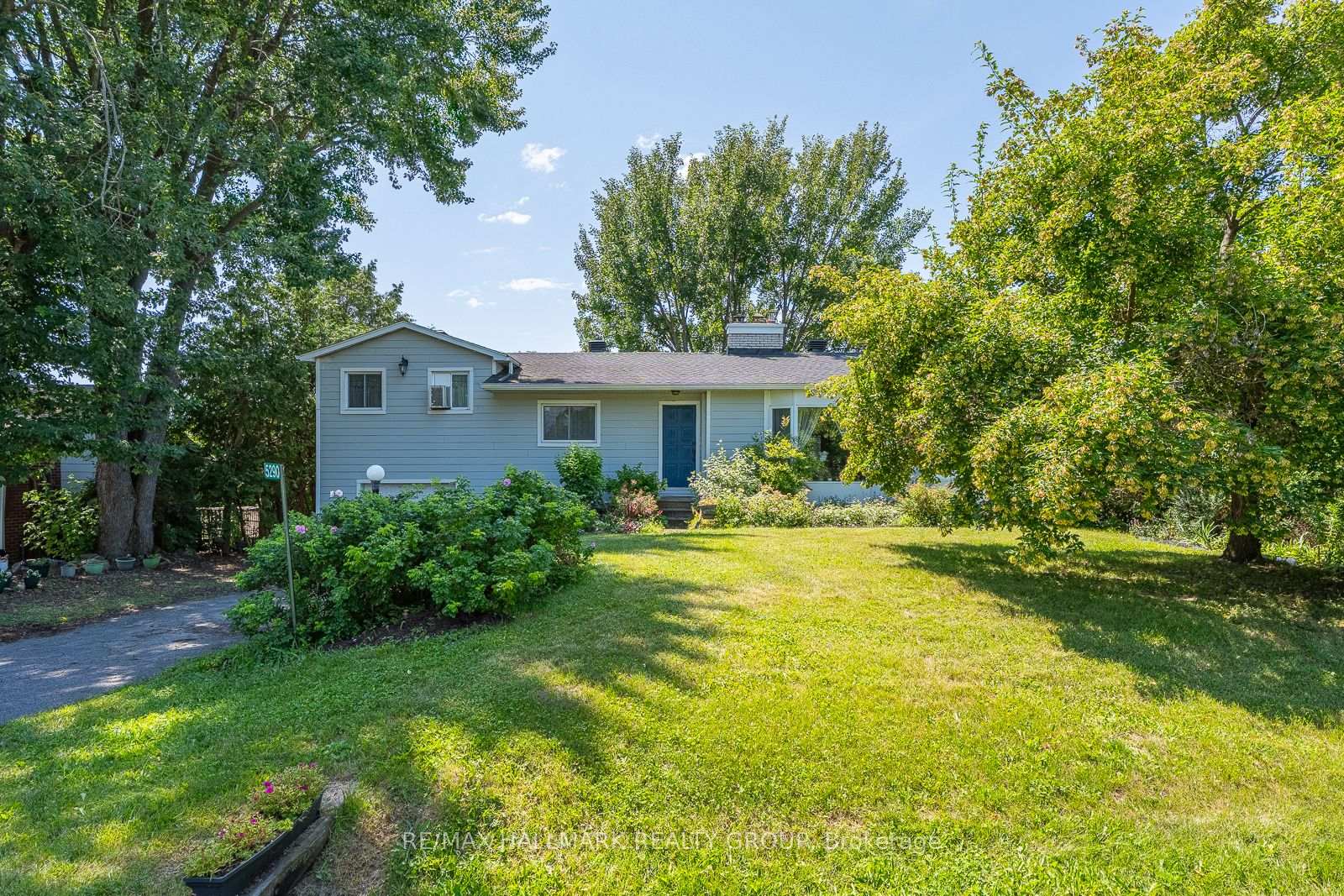 Photo 3 of 5290 Driscoll Drive, Ottawa, Manotick Long Island & Nicholls Island — HOMEH