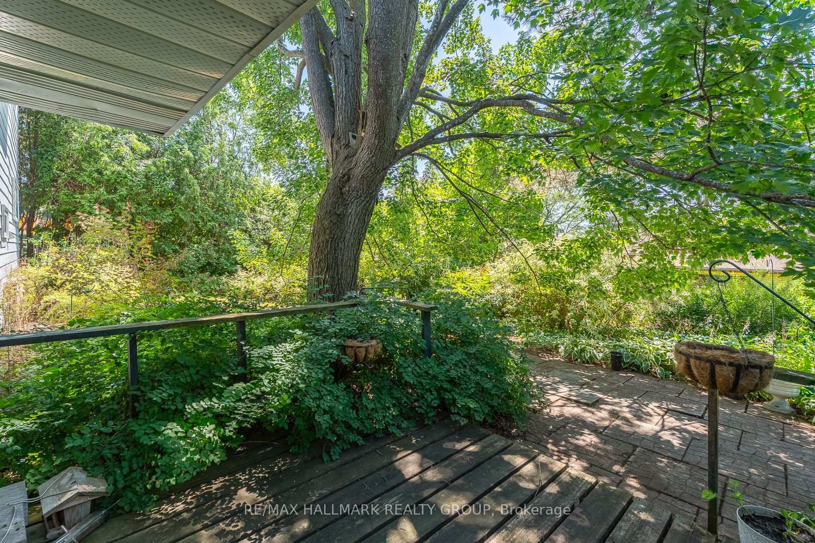 Photo 15 of 5290 Driscoll Drive, Ottawa, Manotick Long Island & Nicholls Island — HOMEH