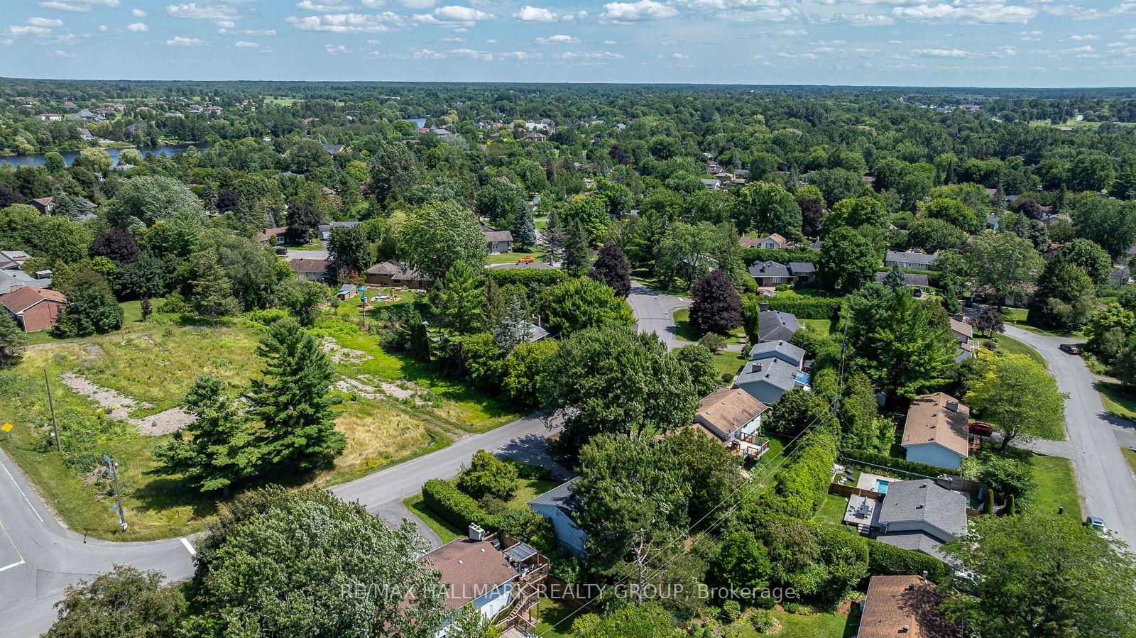 Photo 22 of 5290 Driscoll Drive, Ottawa, Manotick Long Island & Nicholls Island — HOMEH