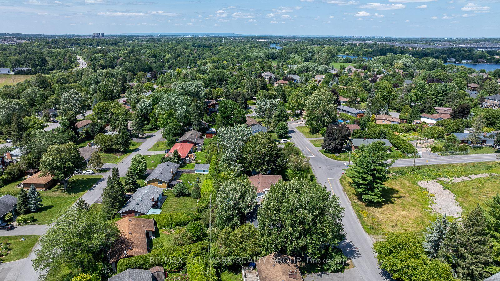 Photo 25 of 5290 Driscoll Drive, Ottawa, Manotick Long Island & Nicholls Island — HOMEH