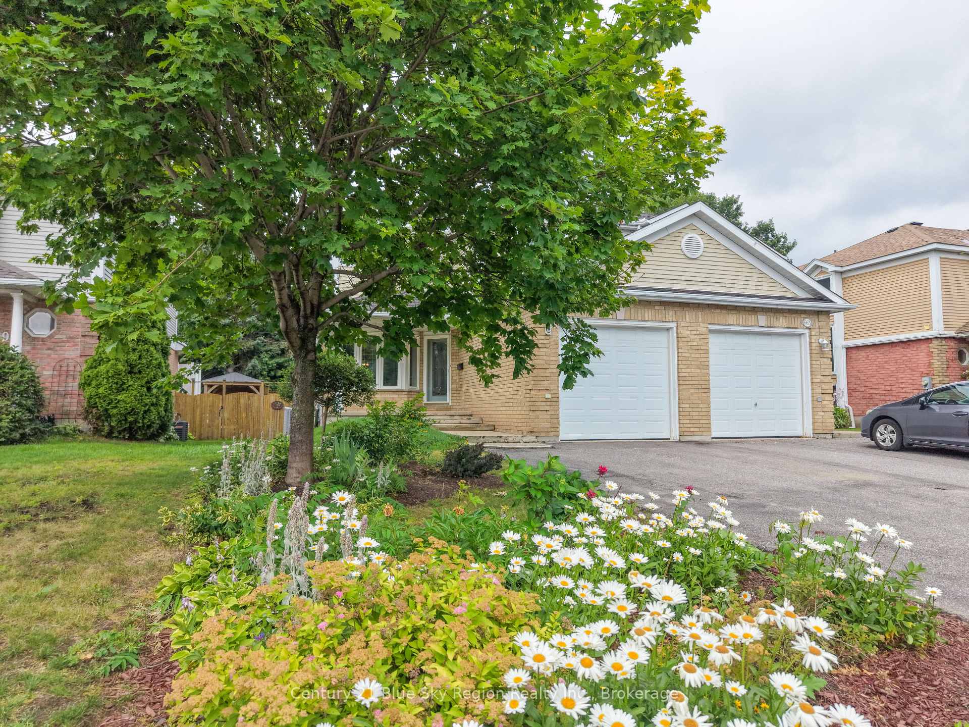 Photo 2 of 661 Tackaberry Drive, North Bay, West End — HOMEH