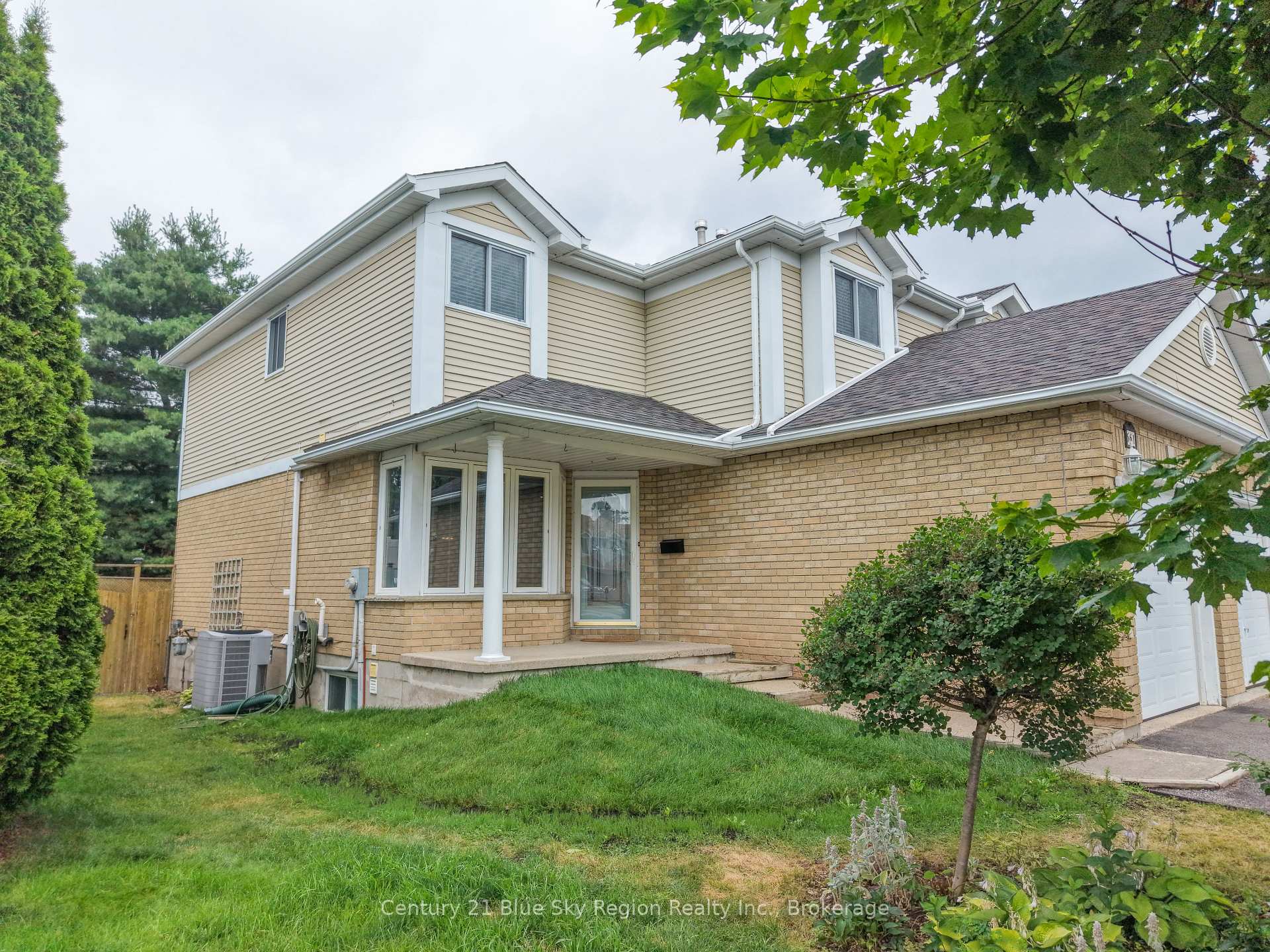 Photo 4 of 661 Tackaberry Drive, North Bay, West End — HOMEH