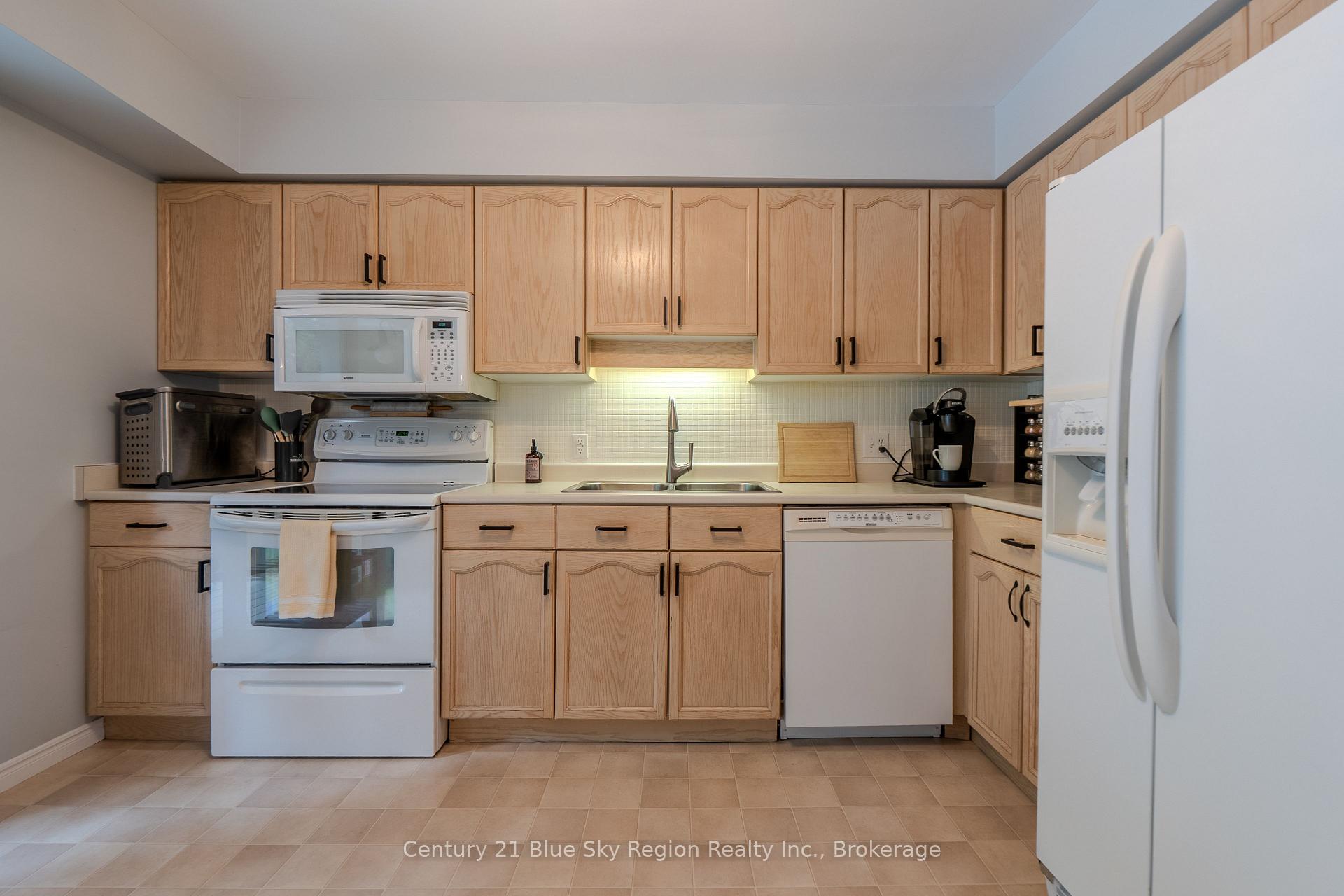 Photo 15 of 661 Tackaberry Drive, North Bay, West End — HOMEH