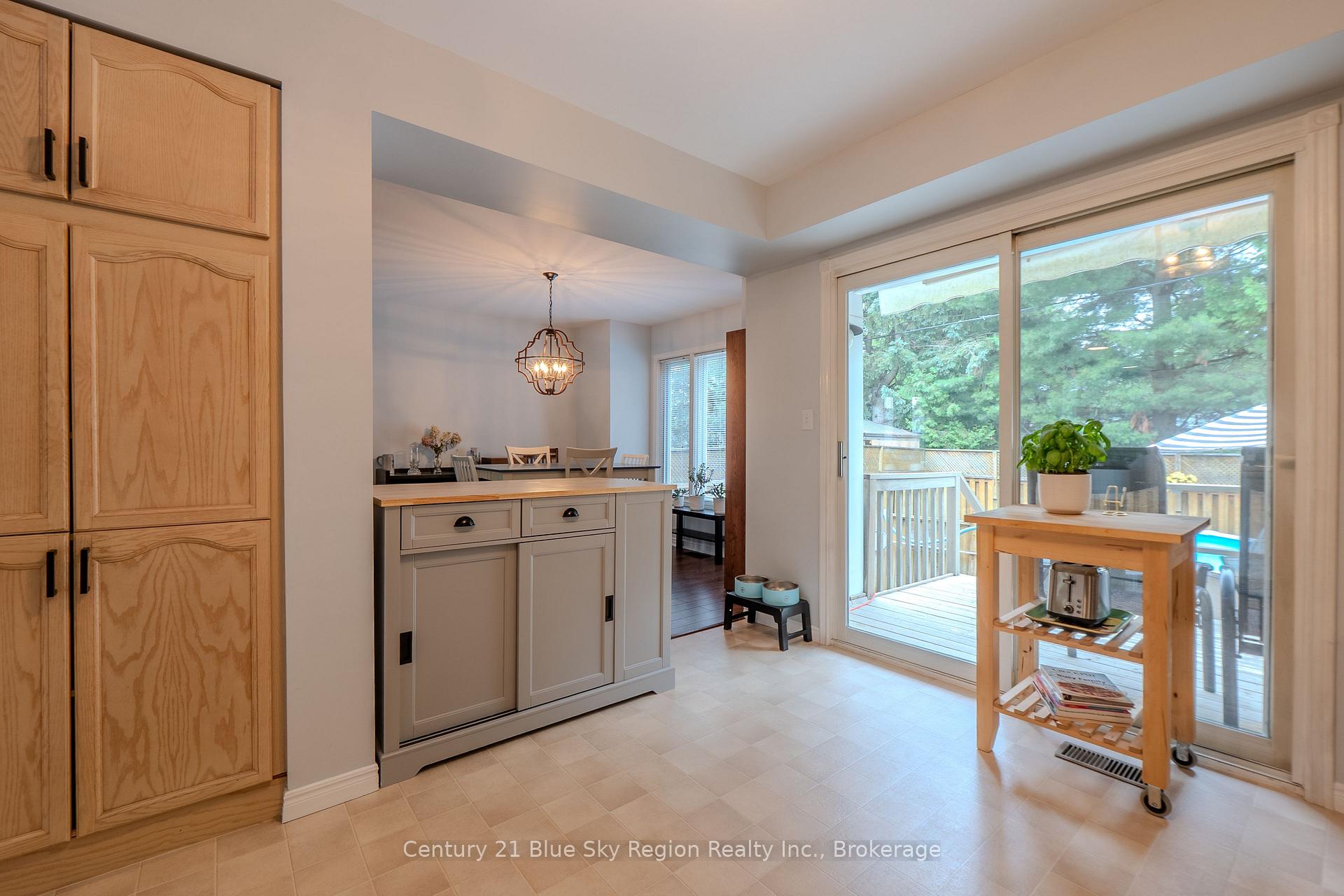 Photo 17 of 661 Tackaberry Drive, North Bay, West End — HOMEH