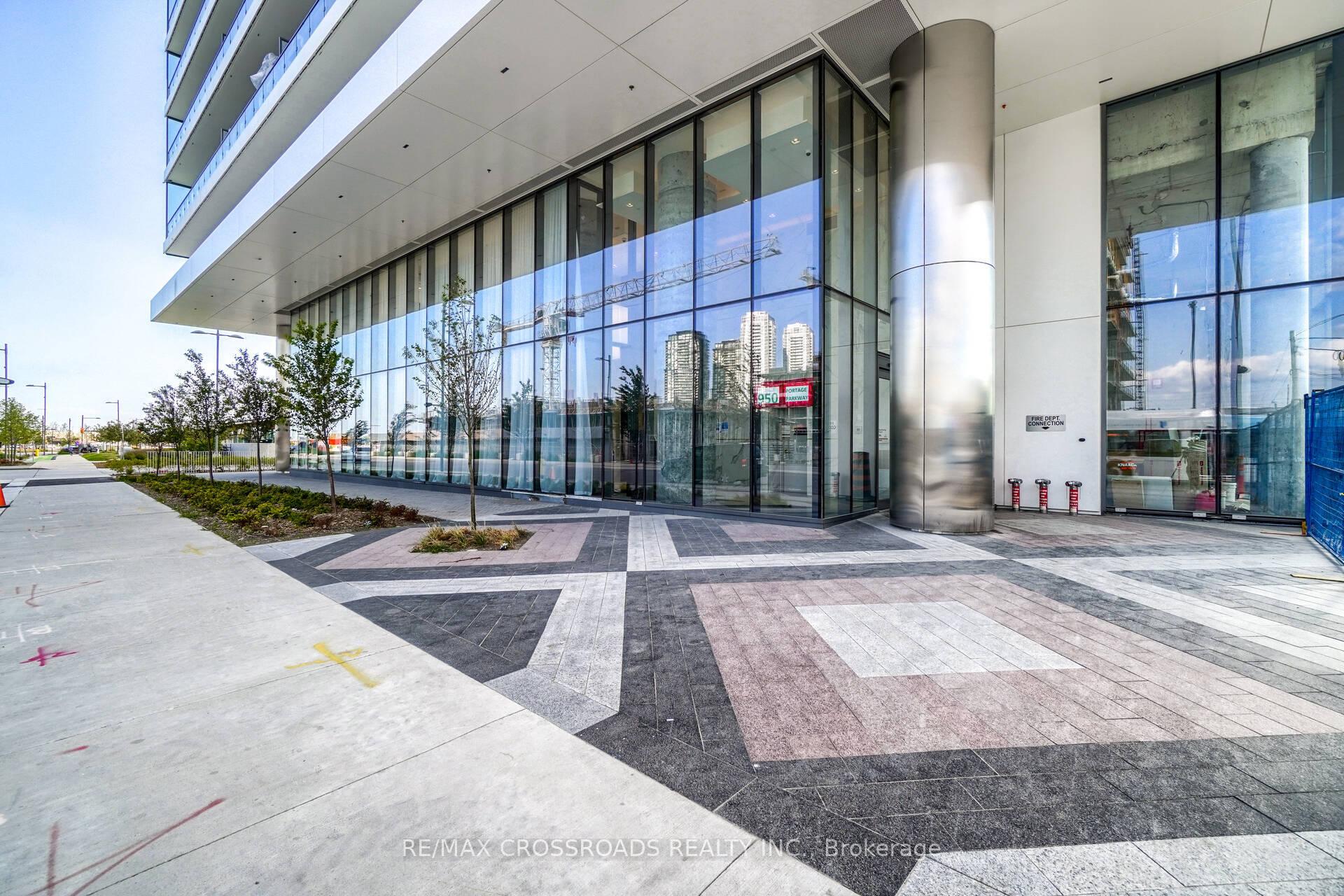 Photo 2 of Unit 4009, 950 Portage Parkway, Vaughan, Vaughan Corporate Centre — HOMEH