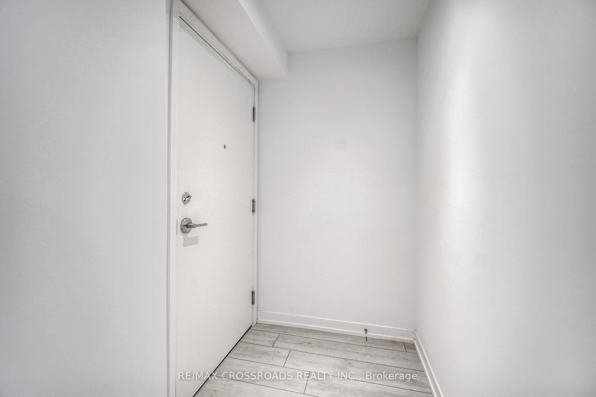 Photo 8 of Unit 4009, 950 Portage Parkway, Vaughan, Vaughan Corporate Centre — HOMEH