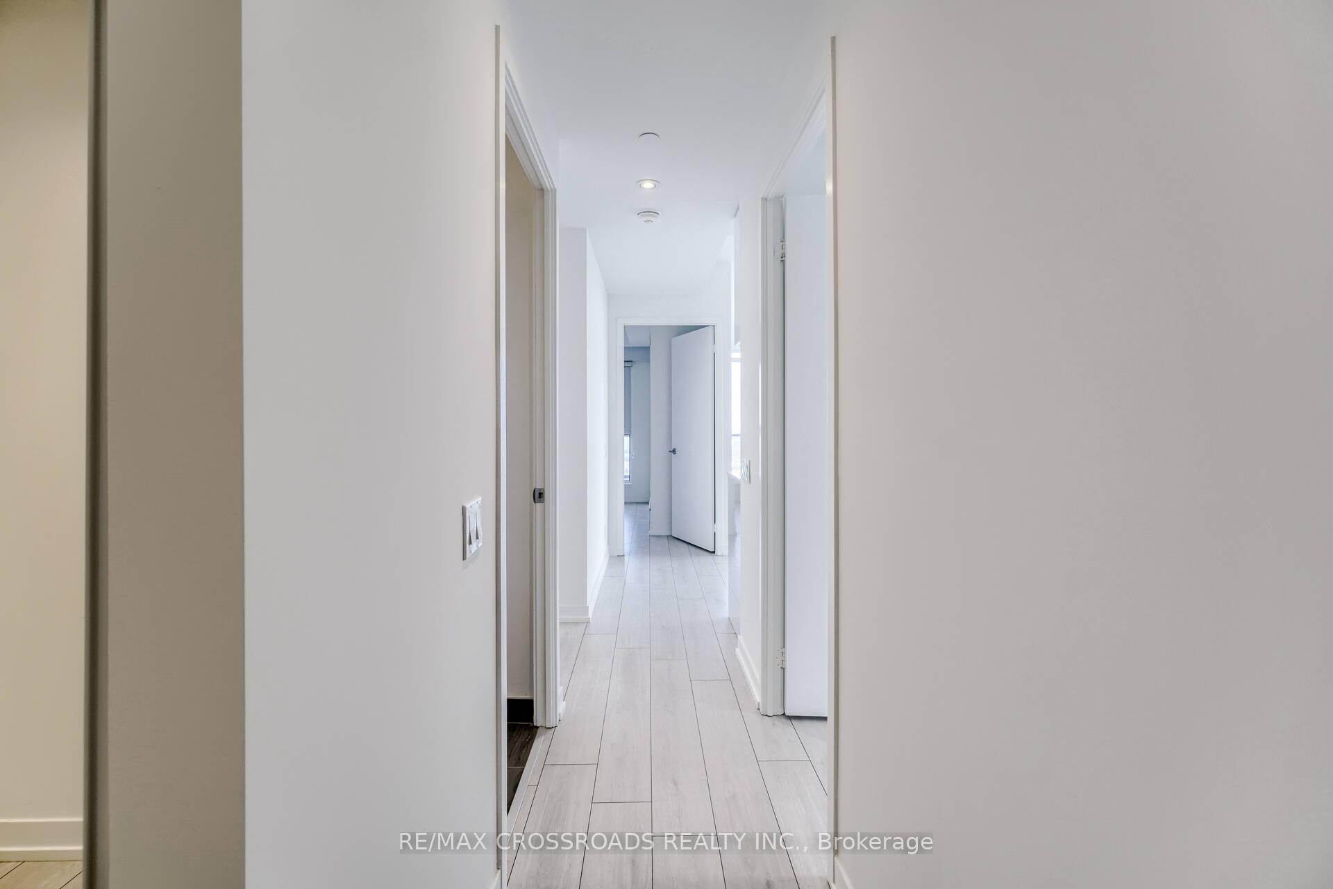 Photo 11 of Unit 4009, 950 Portage Parkway, Vaughan, Vaughan Corporate Centre — HOMEH