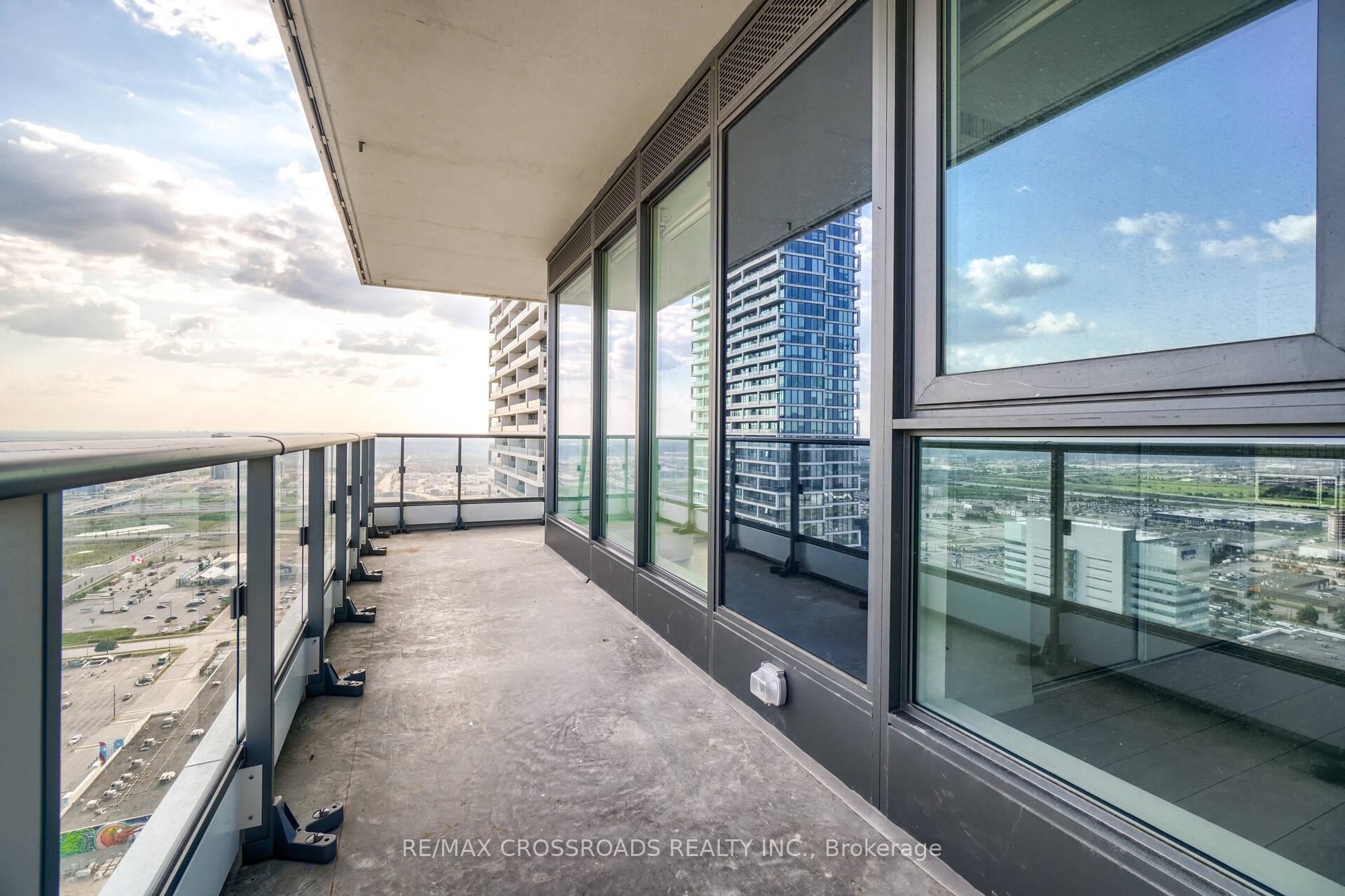 Photo 32 of Unit 4009, 950 Portage Parkway, Vaughan, Vaughan Corporate Centre — HOMEH