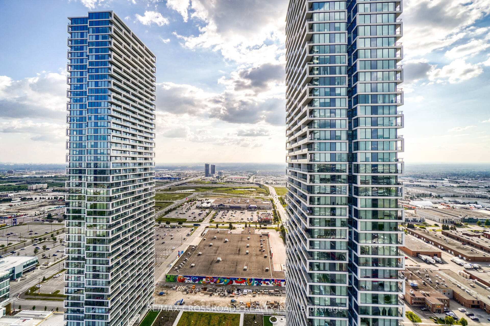 Photo 35 of Unit 4009, 950 Portage Parkway, Vaughan, Vaughan Corporate Centre — HOMEH