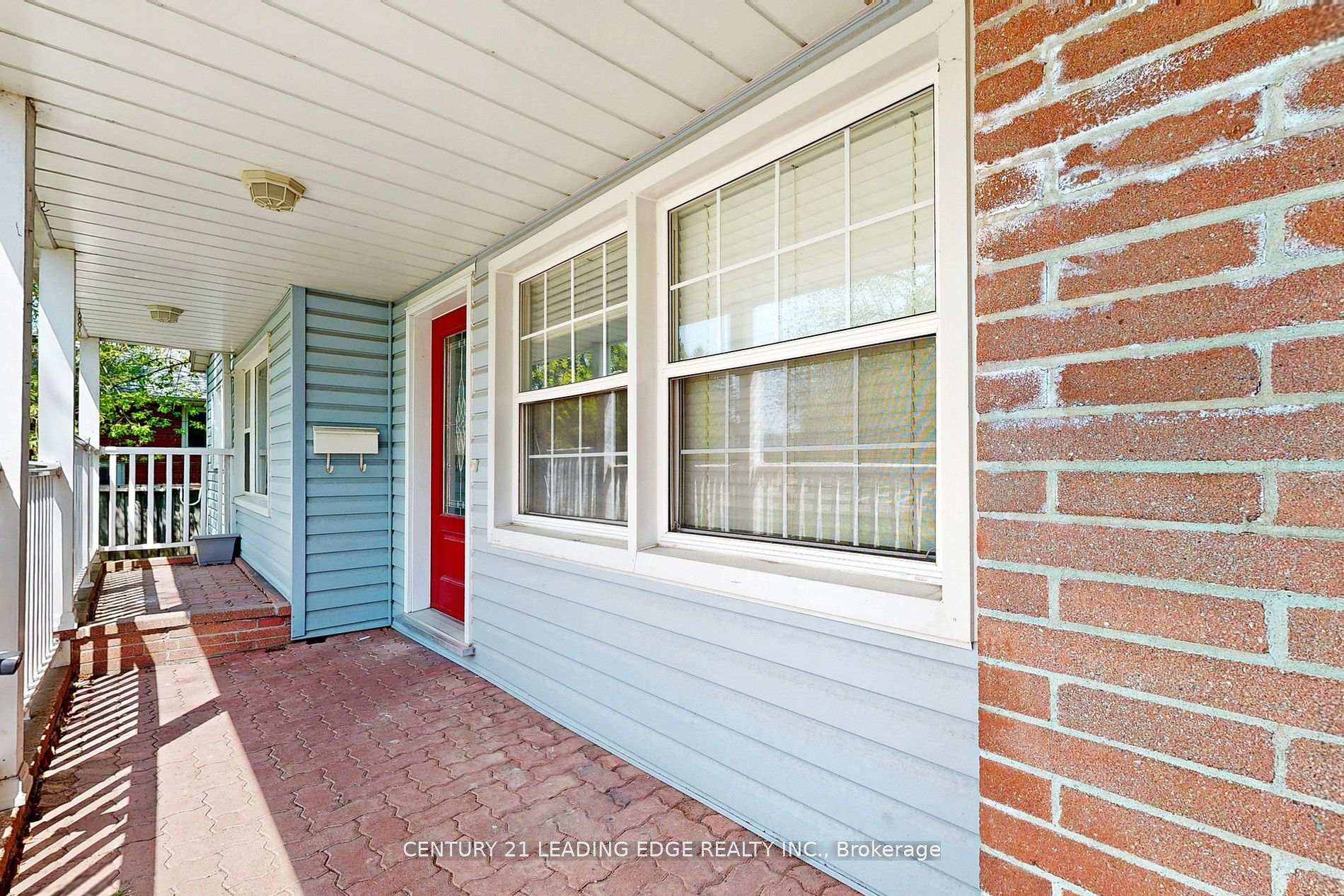 Photo 10 of Unit B, 21 Wexford Boulevard, Scarborough, Wexford-Maryvale — HOMEH