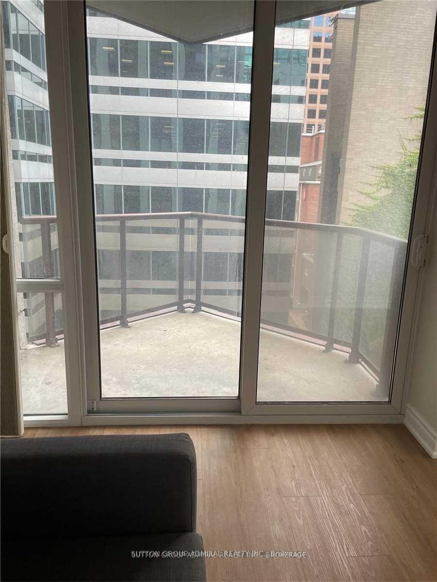 Photo 9 of Unit 610, 85 Bloor Street E, Toronto, Church-Yonge Corridor — HOMEH