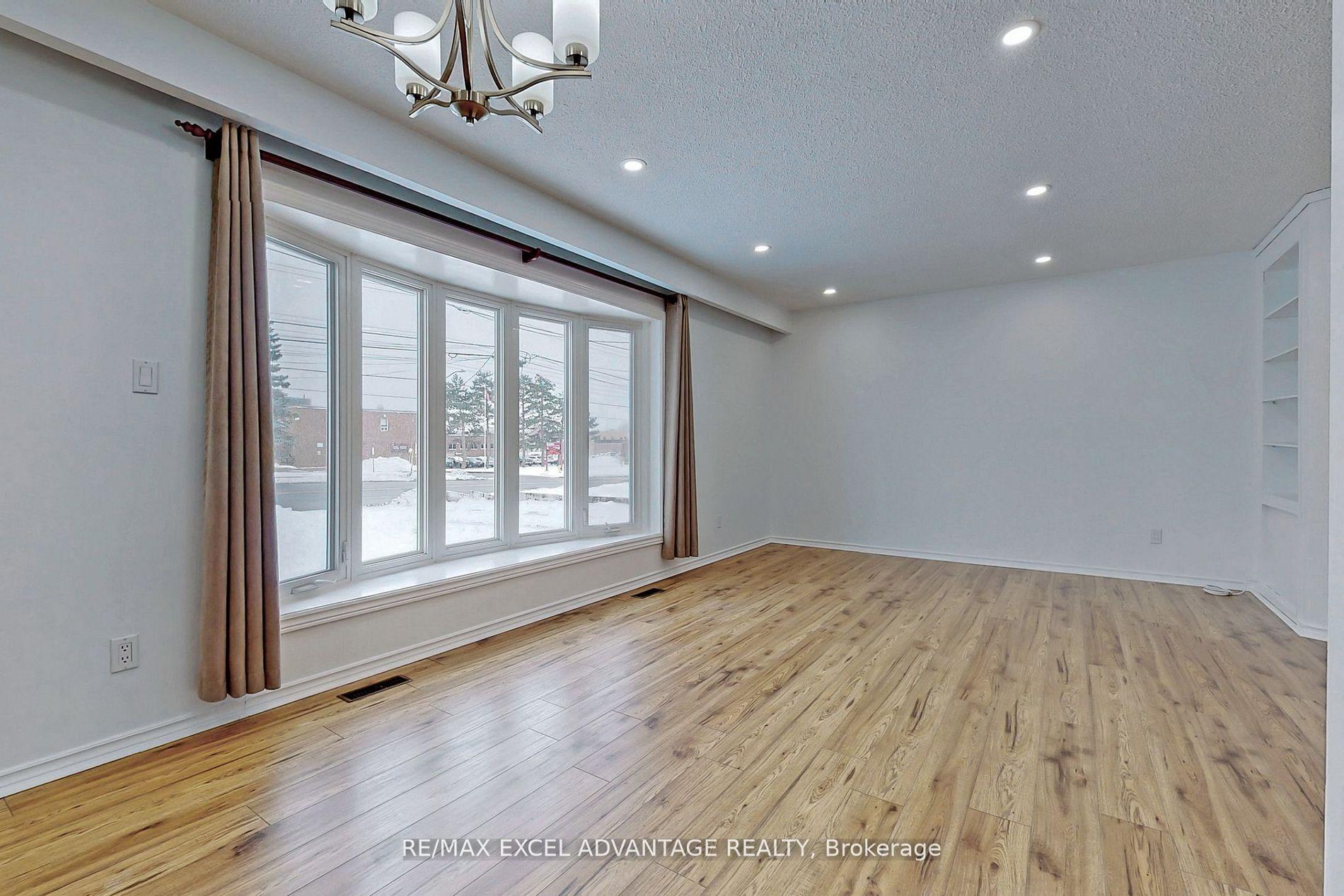 Photo 4 of Unit Main, 274 Harmony Road N, Oshawa, Eastdale — HOMEH