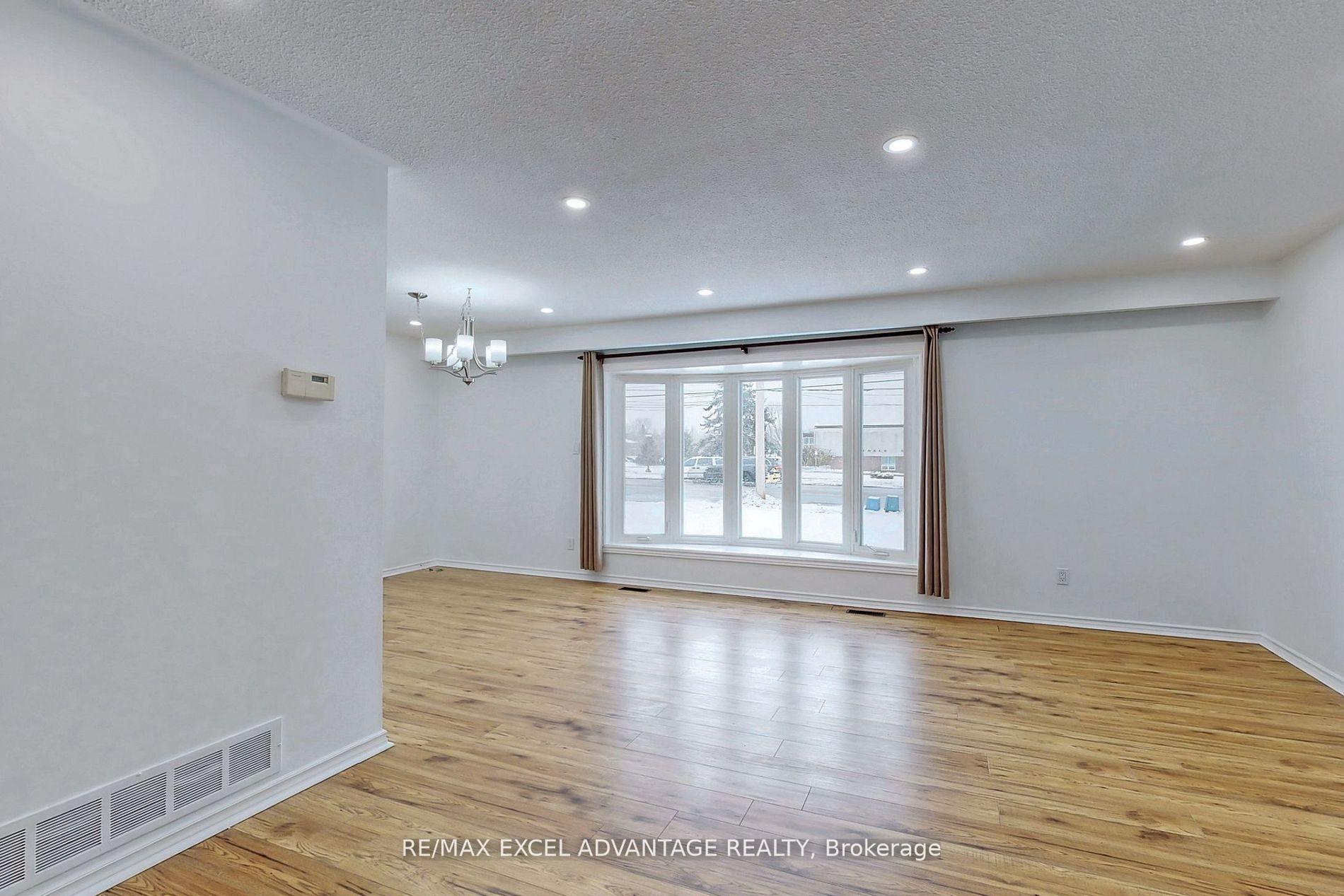 Photo 9 of Unit Main, 274 Harmony Road N, Oshawa, Eastdale — HOMEH
