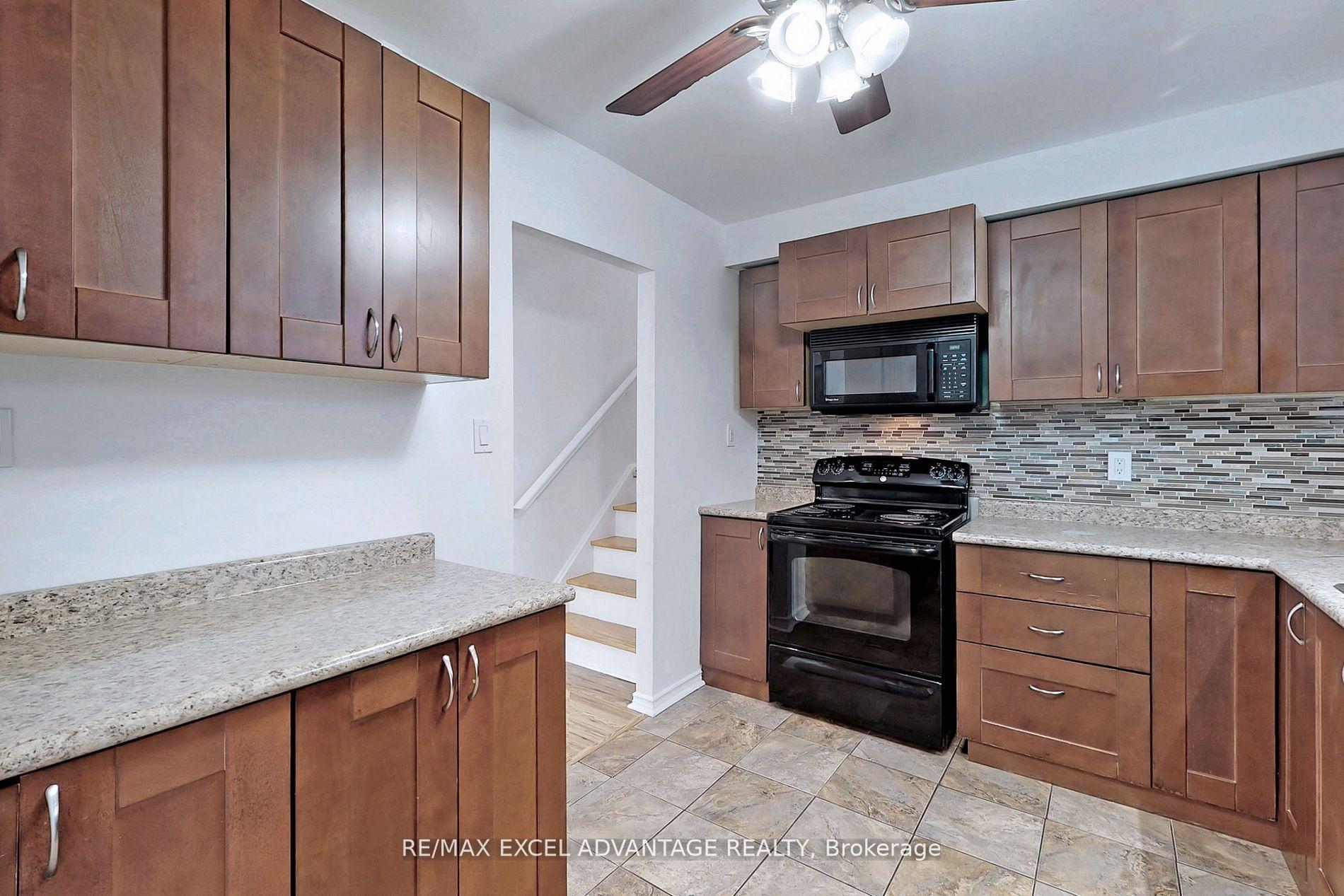 Photo 11 of Unit Main, 274 Harmony Road N, Oshawa, Eastdale — HOMEH