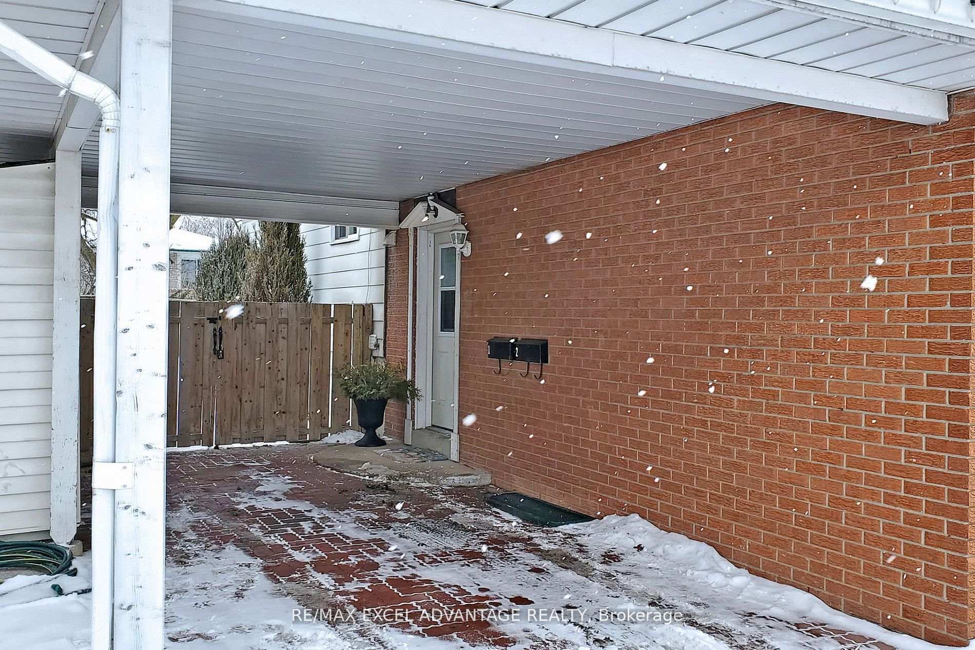 Photo 26 of Unit Main, 274 Harmony Road N, Oshawa, Eastdale — HOMEH