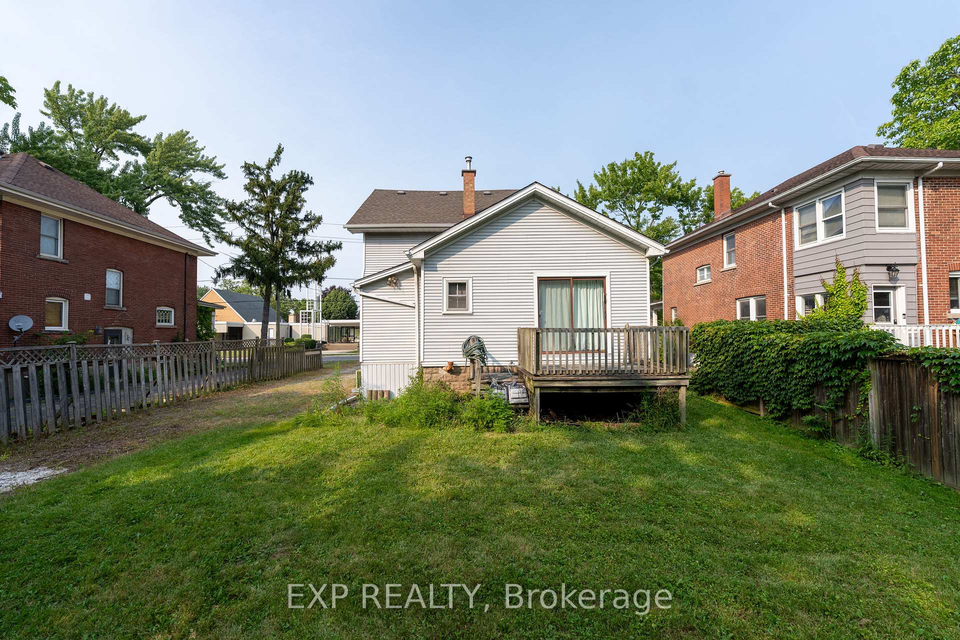 Photo 32 of 8289 Willoughby Drive, Niagara Falls, Chippawa — HOMEH