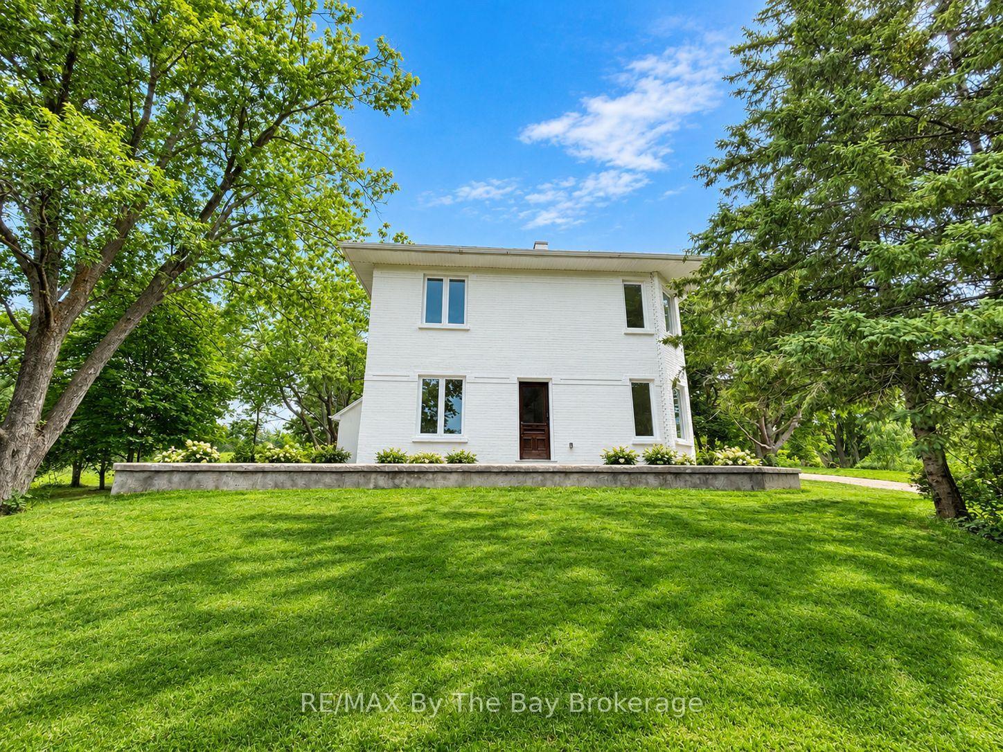 Photo 6 of 6358 Sunnidale Concession 5 Road, Clearview, Rural Clearview — HOMEH