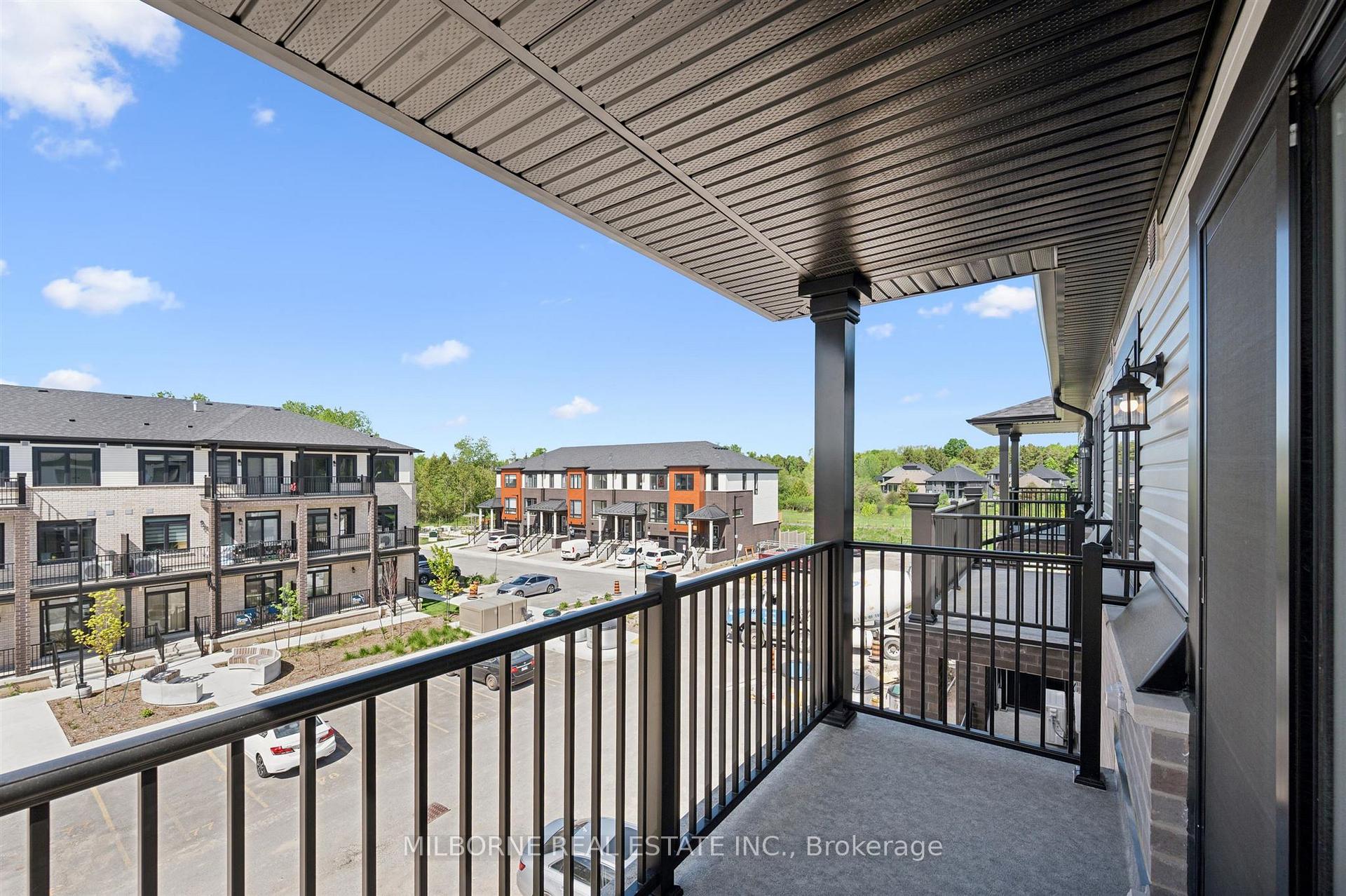 Photo 10 of 36 Thatcher Drive, Guelph, Kortright East — HOMEH