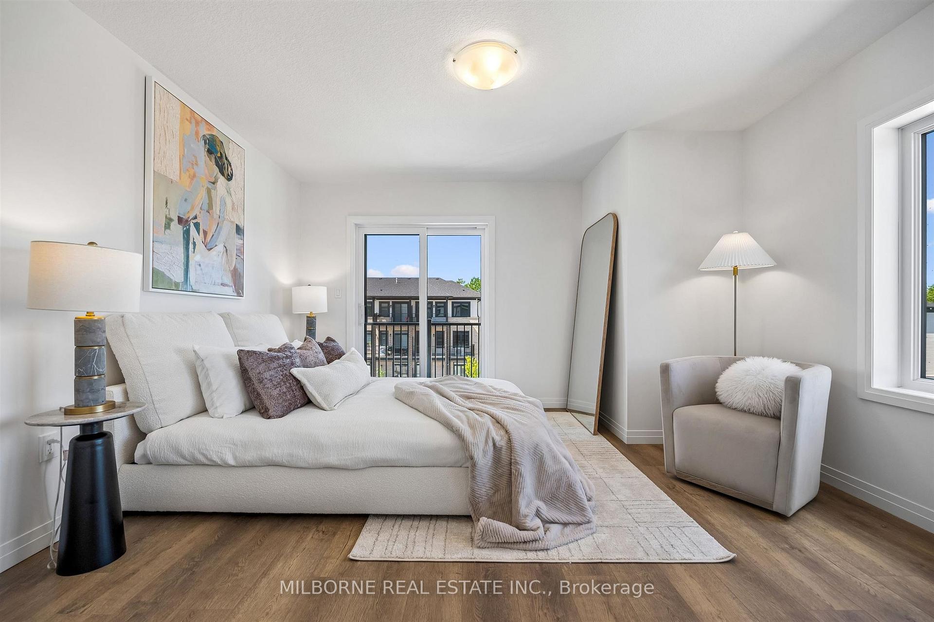 Photo 32 of 36 Thatcher Drive, Guelph, Kortright East — HOMEH