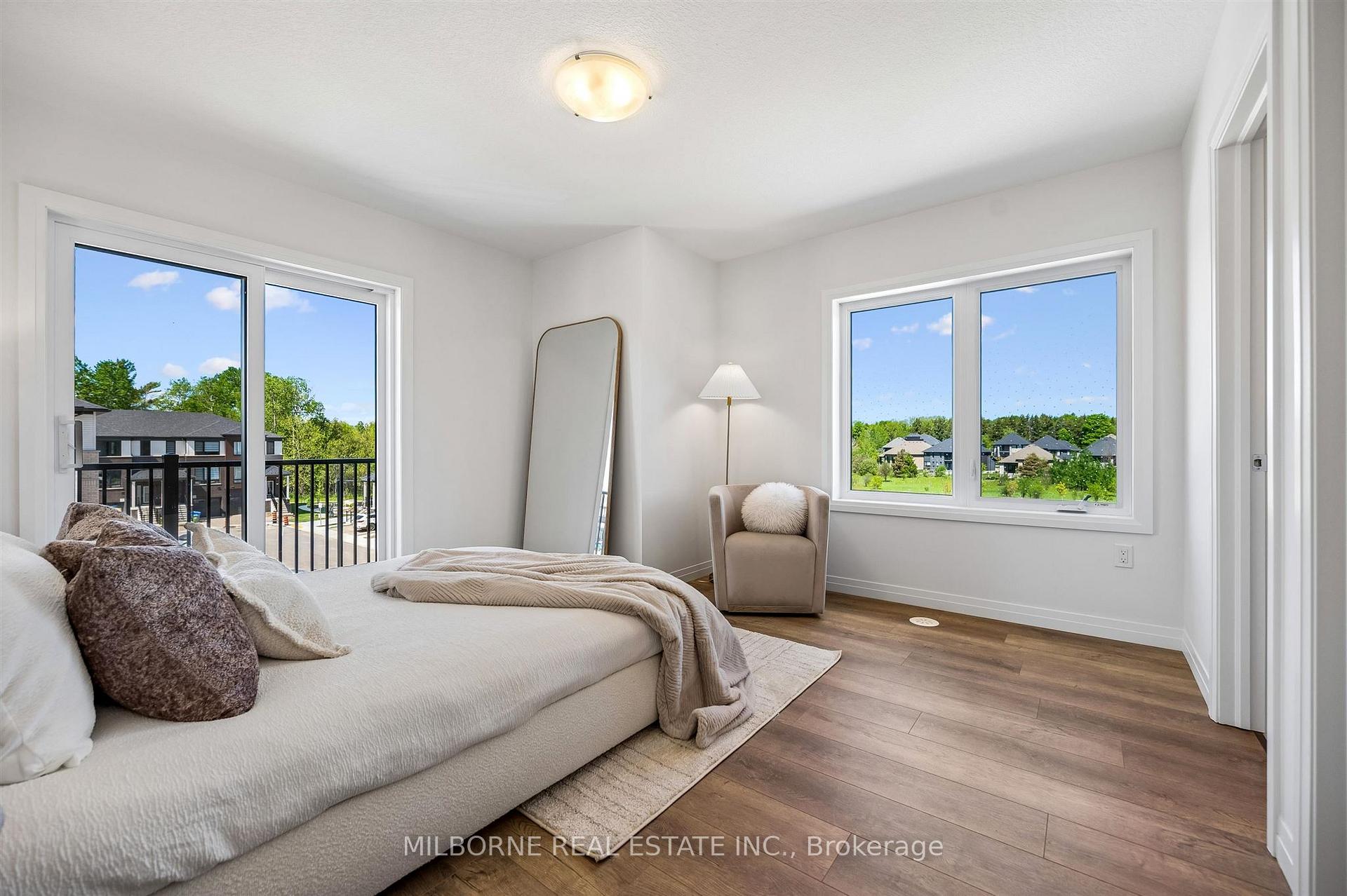 Photo 33 of 36 Thatcher Drive, Guelph, Kortright East — HOMEH