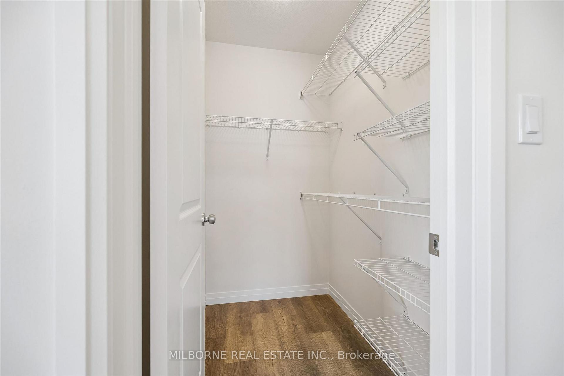 Photo 38 of 36 Thatcher Drive, Guelph, Kortright East — HOMEH