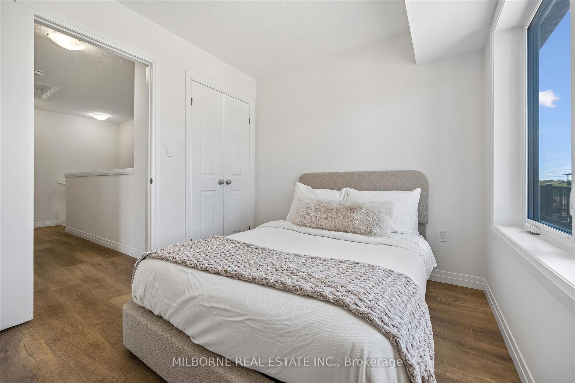 Photo 40 of 36 Thatcher Drive, Guelph, Kortright East — HOMEH
