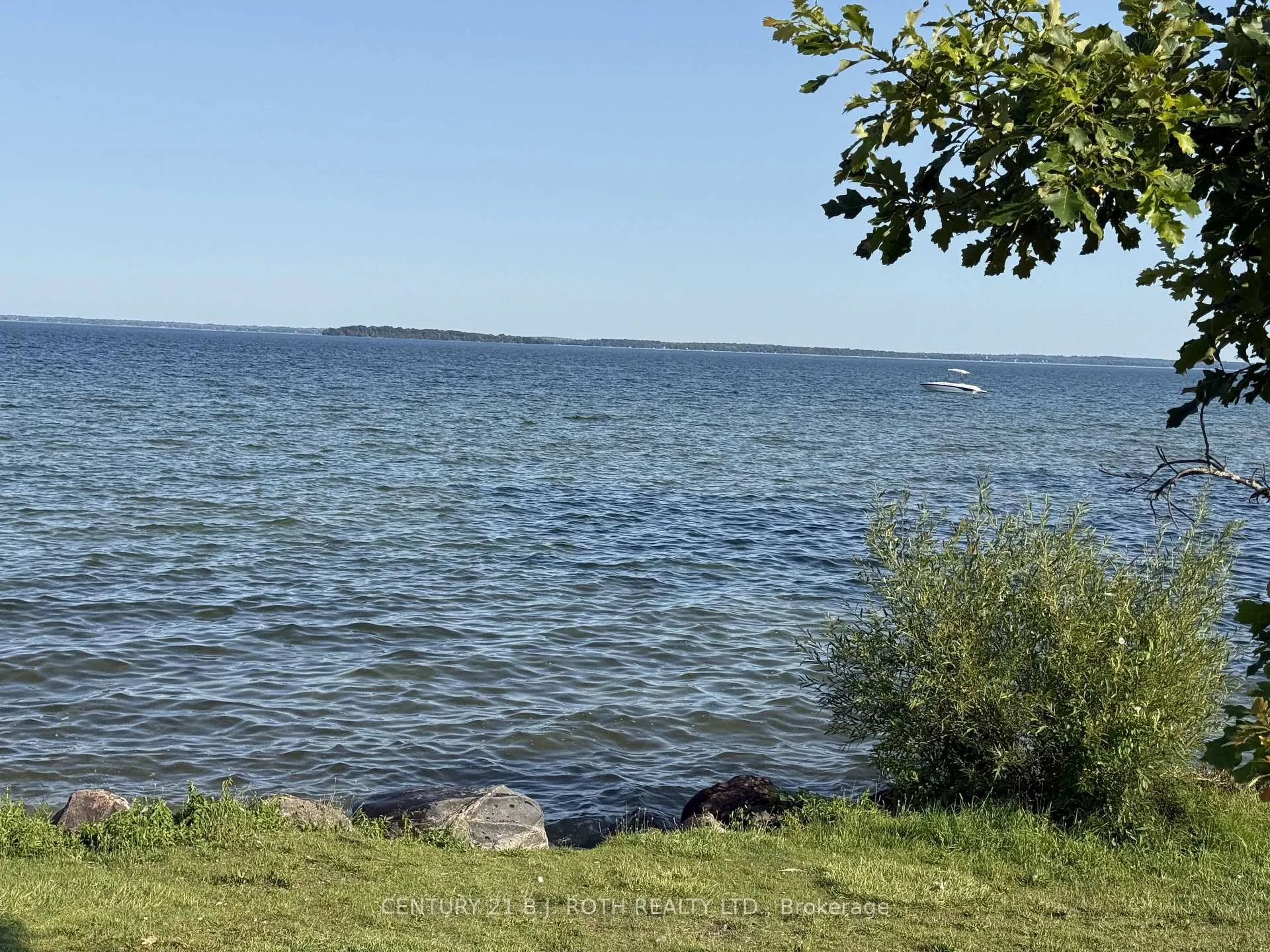 Photo 29 of 678 Pinegrove Avenue, Innisfil, Rural Innisfil — HOMEH